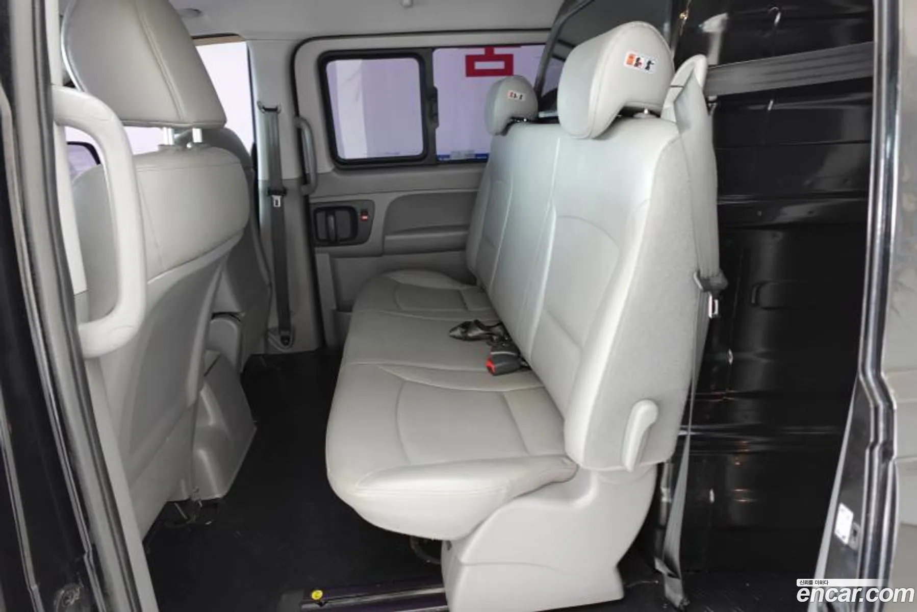 Hyundai Grand Starex 2017 — 9