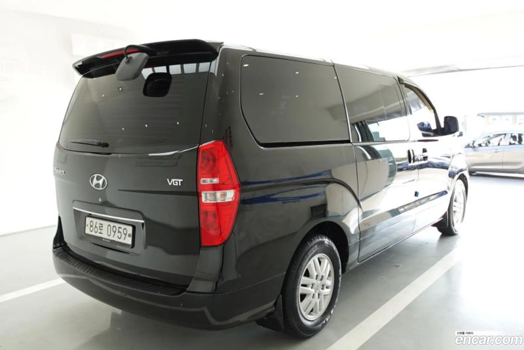 Hyundai Grand Starex 2017 — 8
