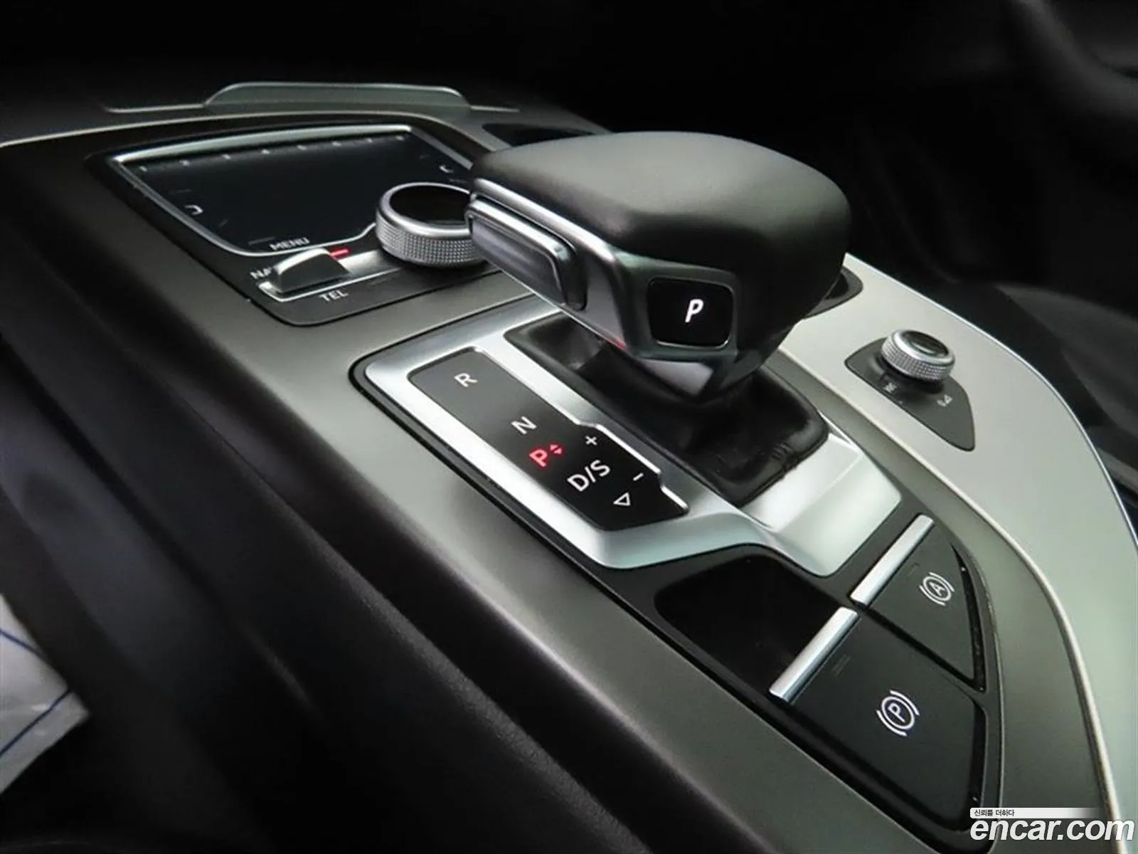 Audi Q7 2019 — 17