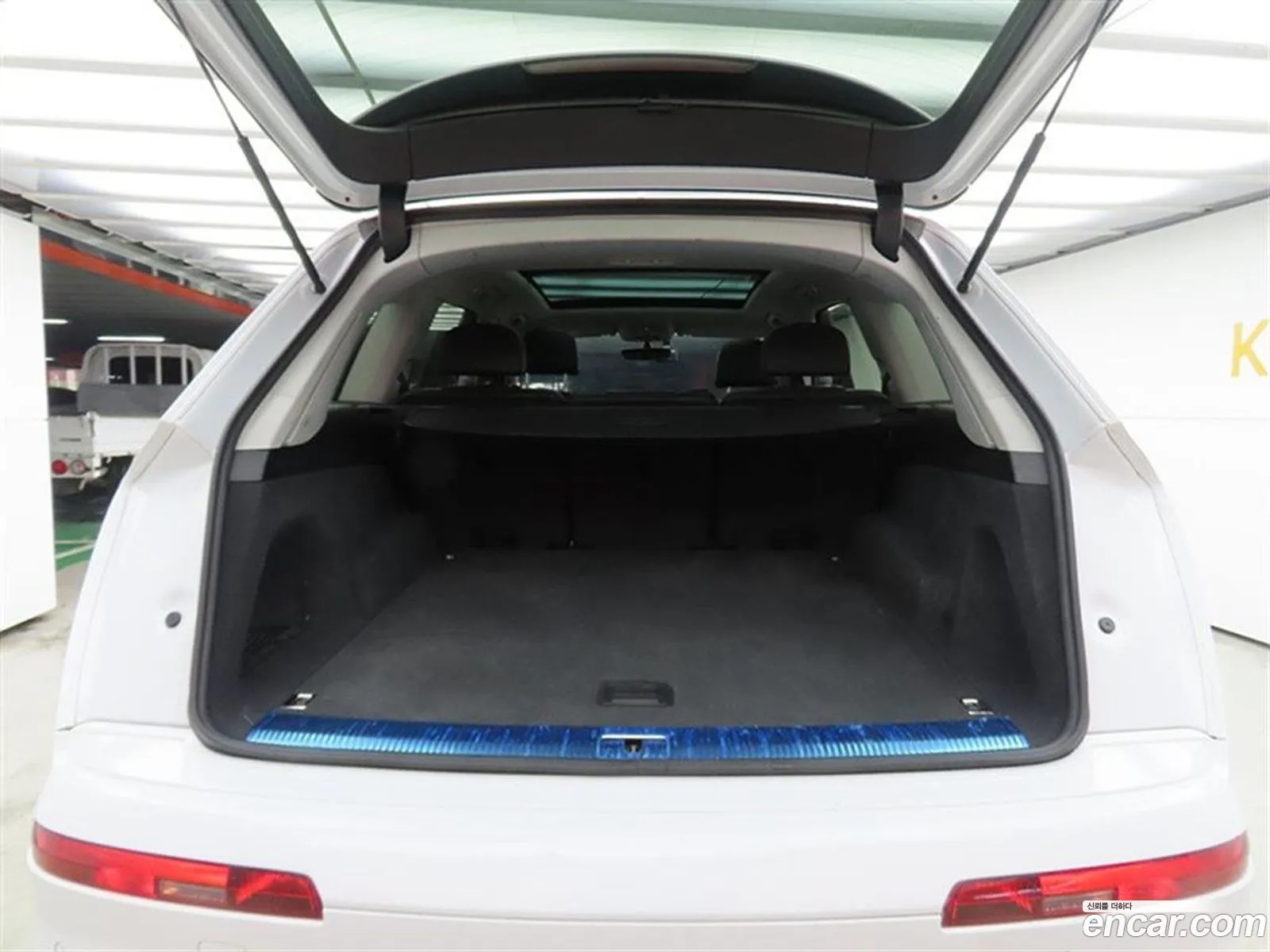 Audi Q7 2019 — 11