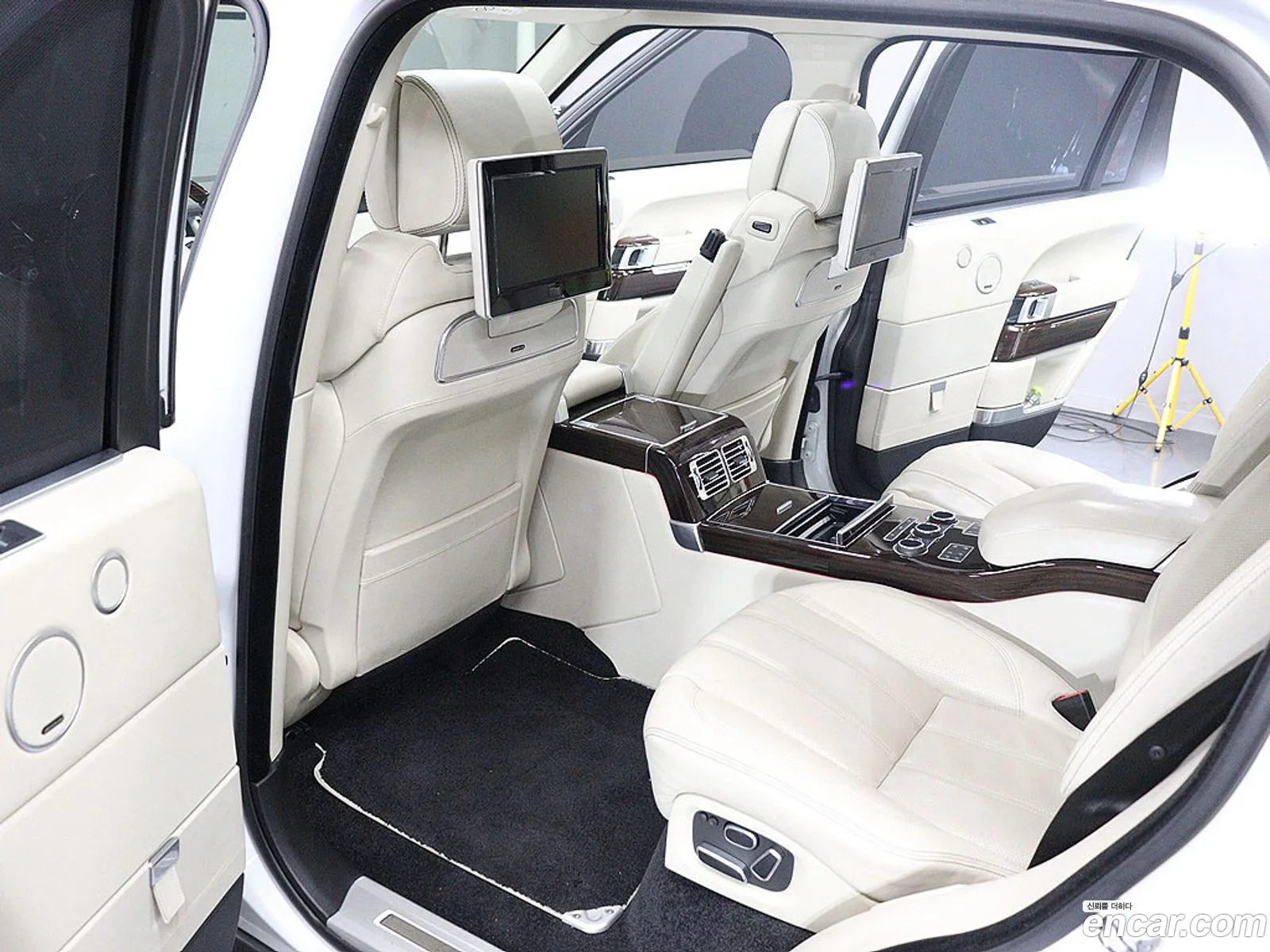 Land Rover Range Rover 2014 — 13