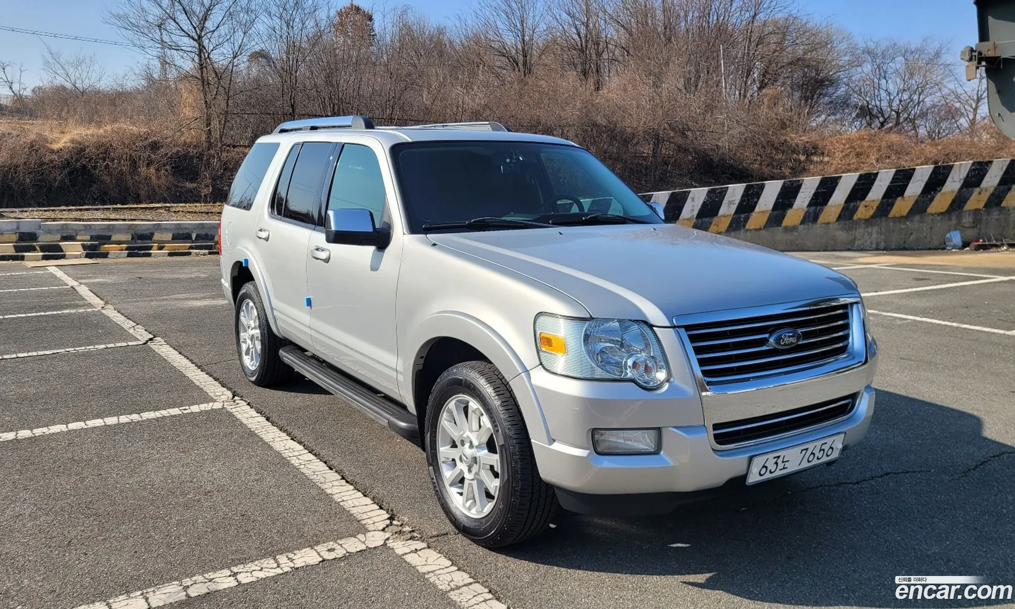 Ford Explorer 2010 — 14