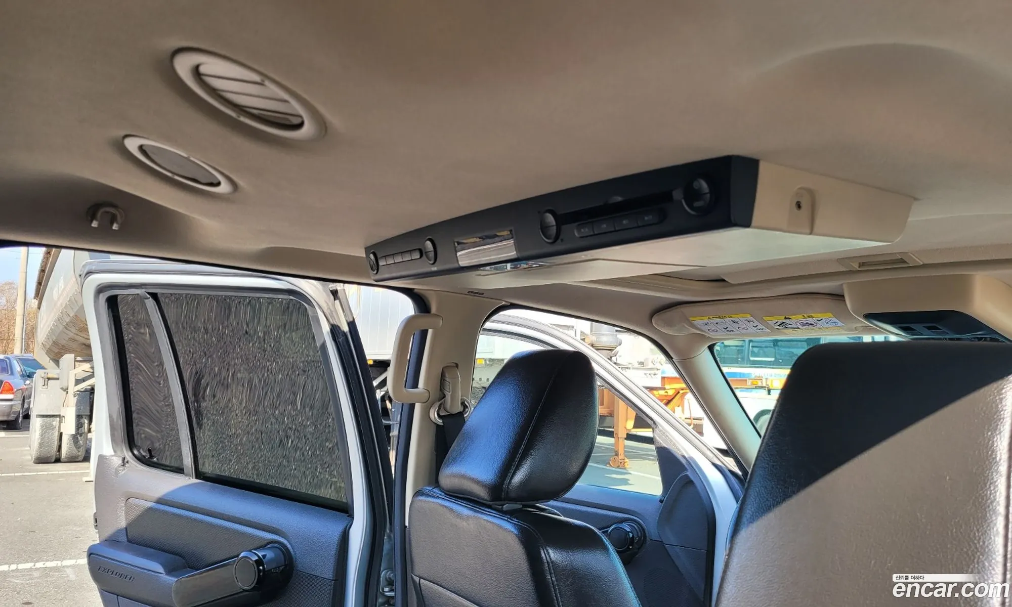Ford Explorer 2010 — 2