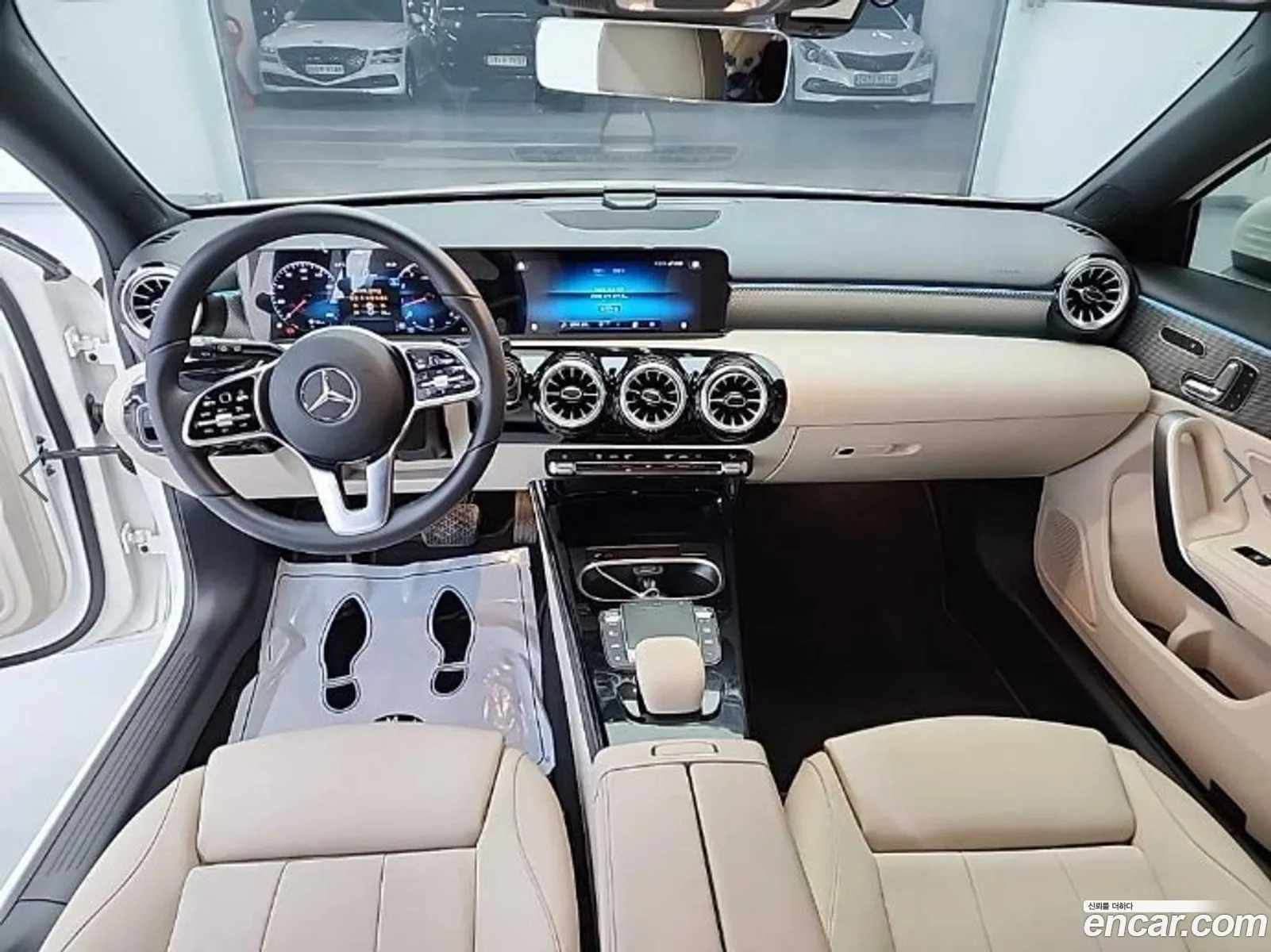 Mercedes-Benz A-Class W177 2022 — 10