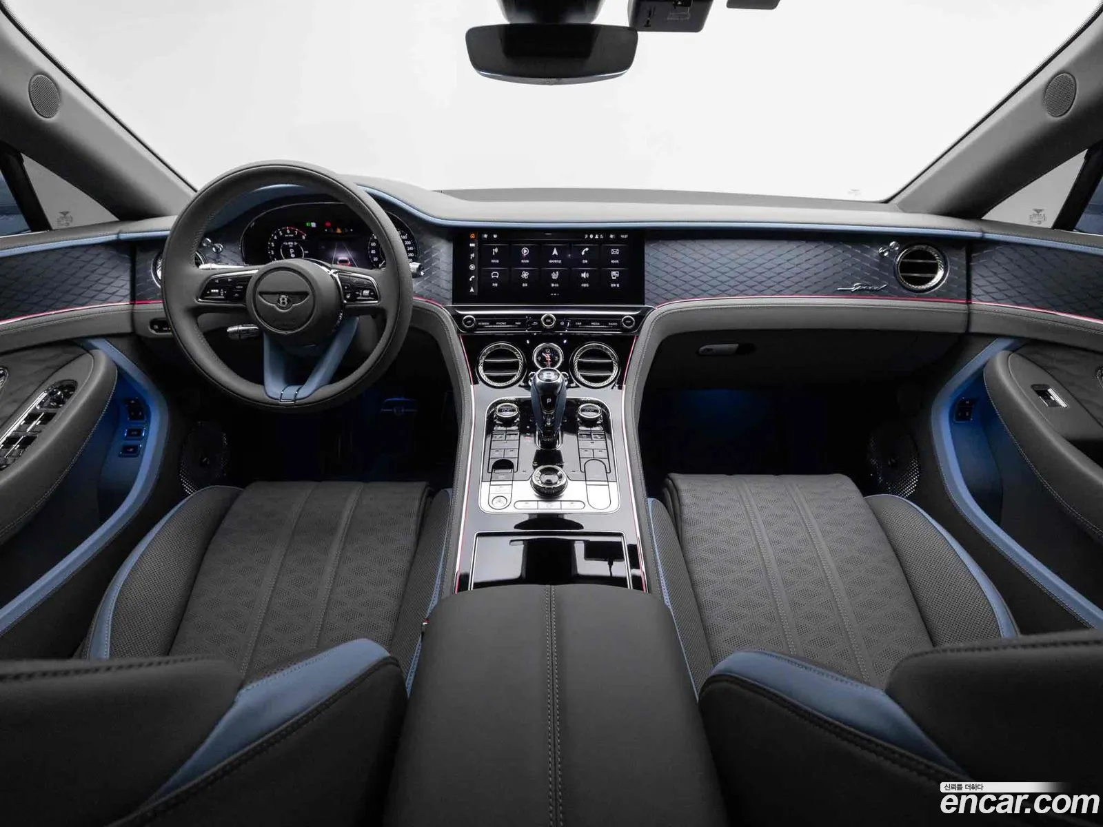 Bentley Continental GT 2025 — 12