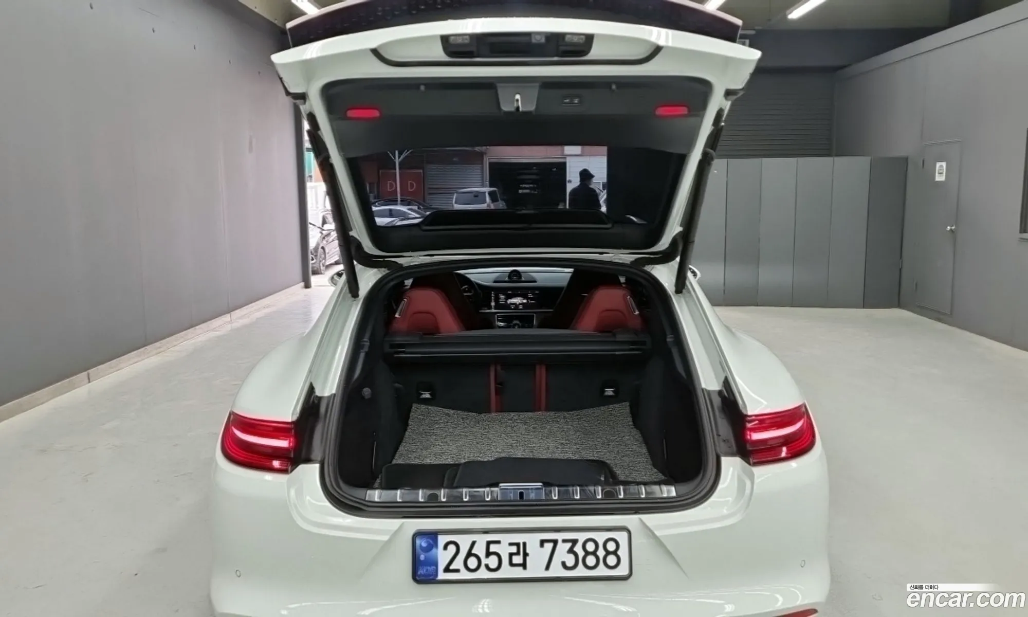 Porsche Panamera 2018 — 10