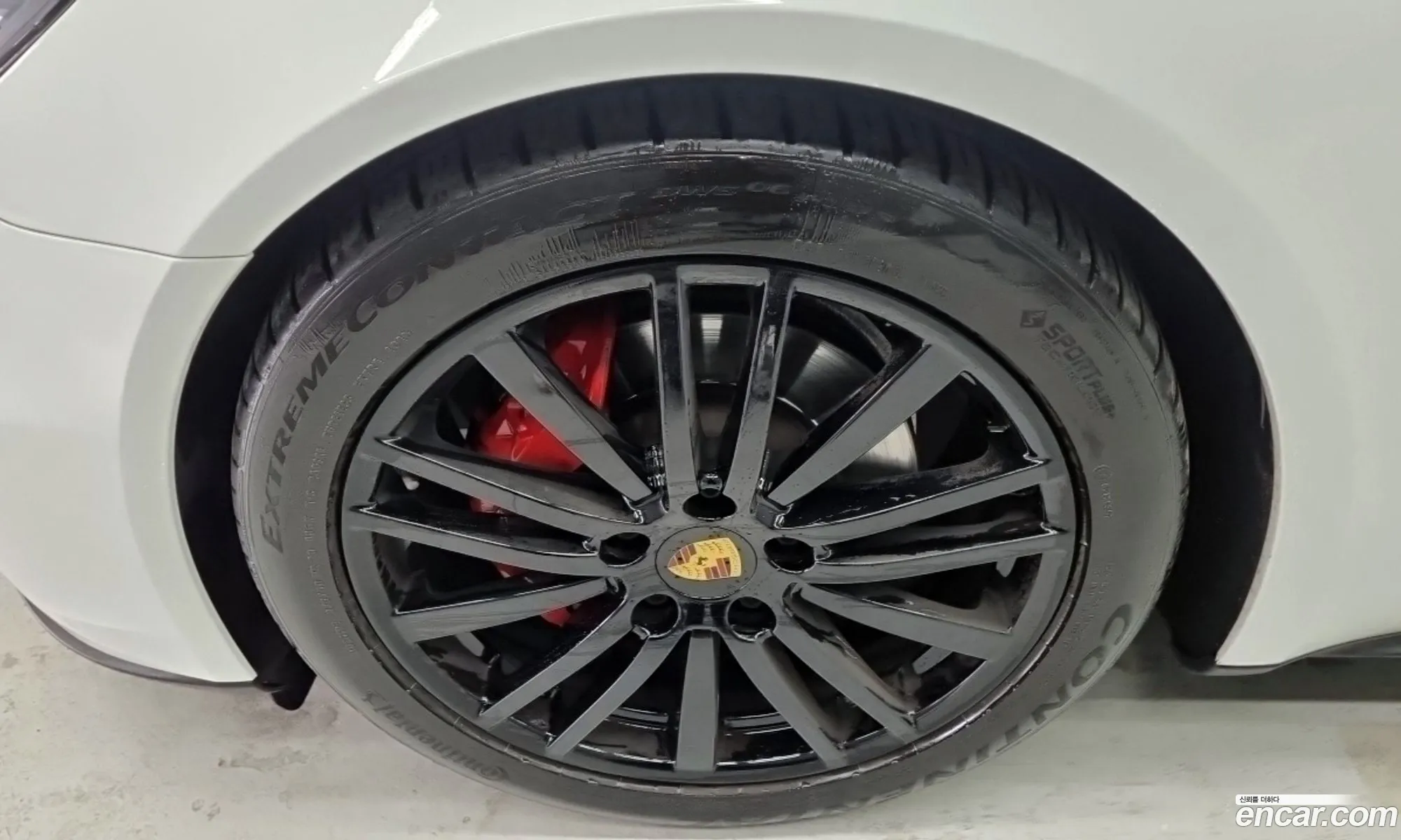Porsche Panamera 2018 — 18