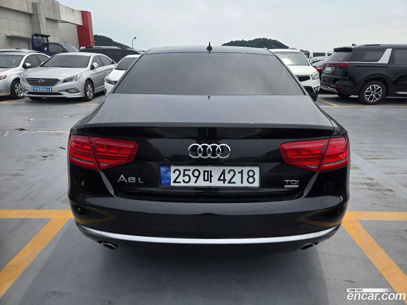 Audi A8 2012 — 18