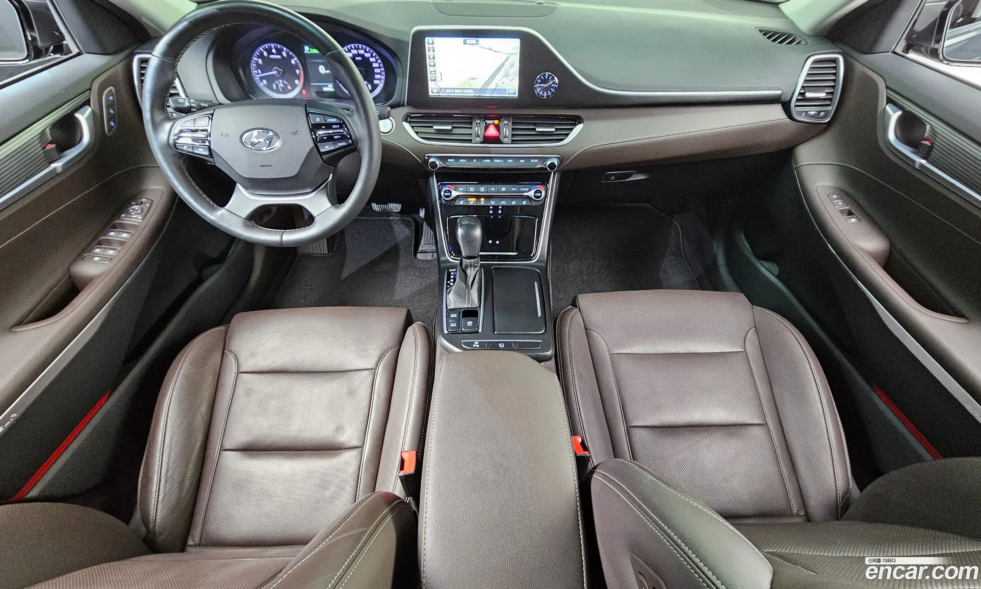 Hyundai Grandeur IG 2018 — 17