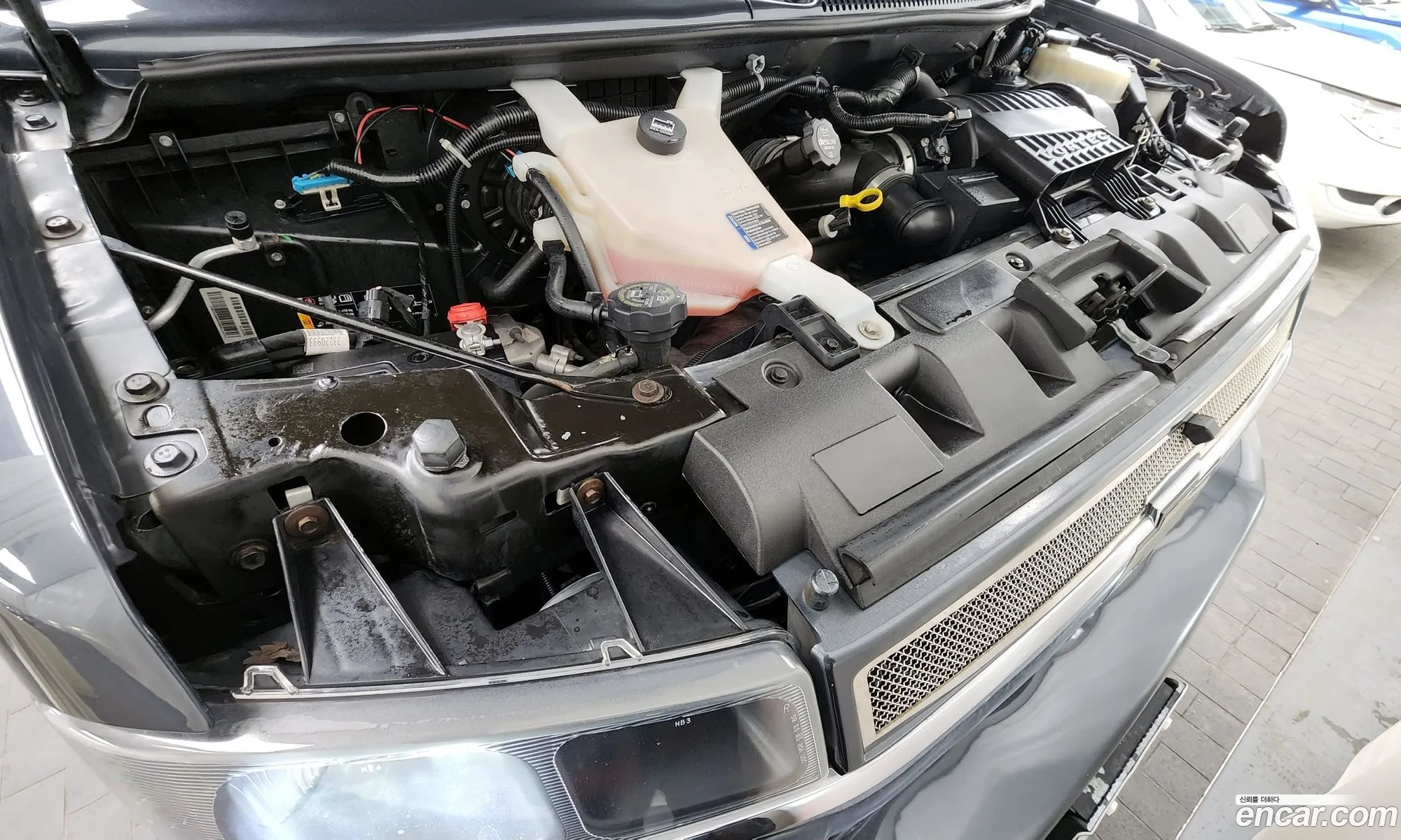 Chevrolet Express Van 2017 1GBWG9CG4H1182766 — 11