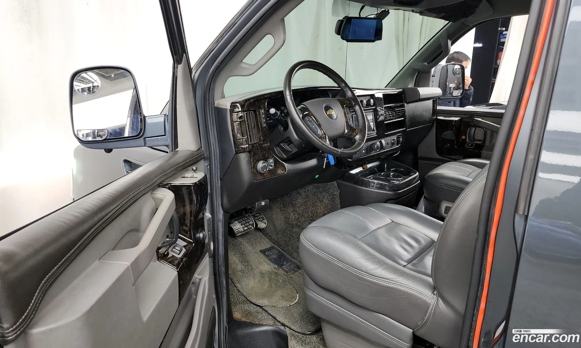 Chevrolet Express Van 2017 1GBWG9CG4H1182766 — 19