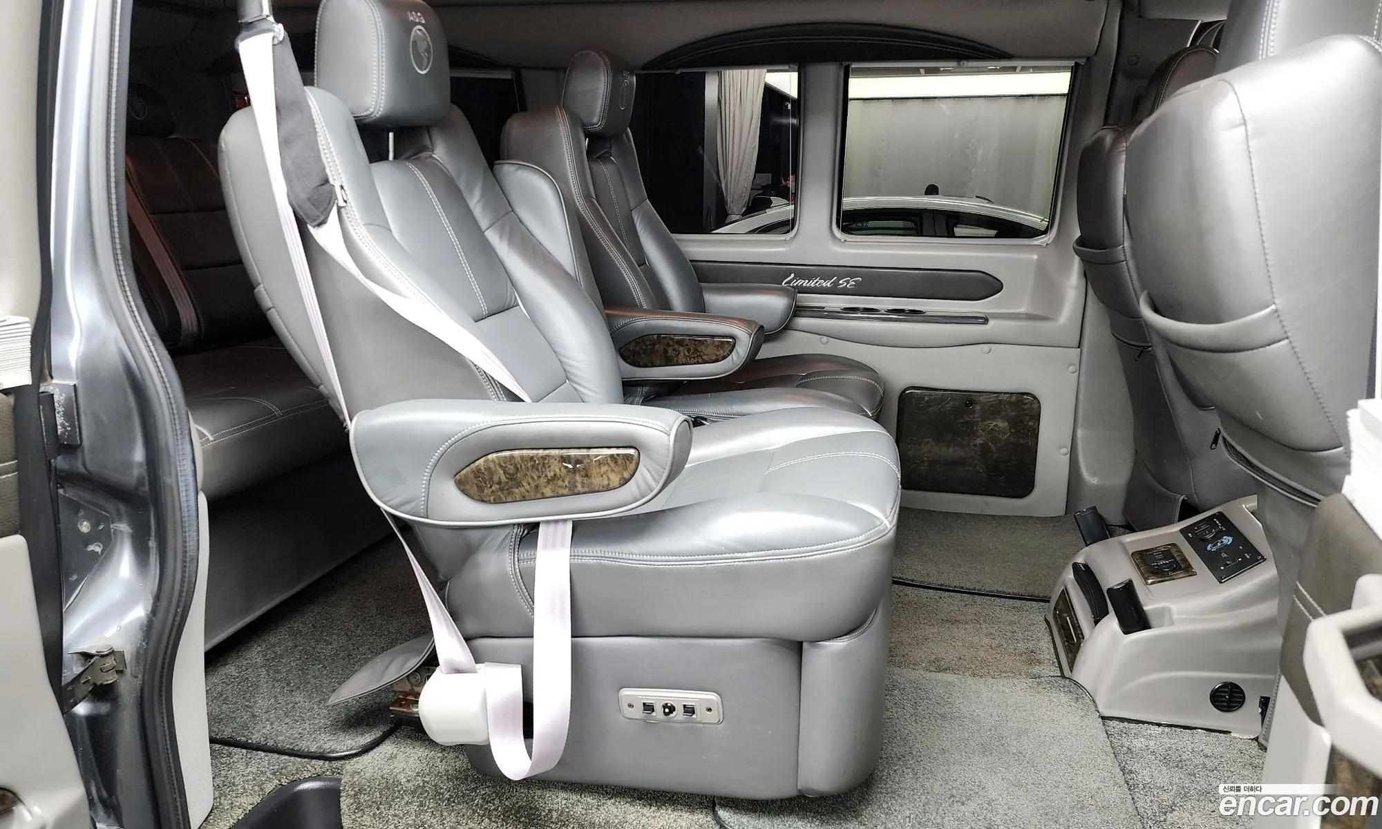 Chevrolet Express Van 2017 1GBWG9CG4H1182766 — 2