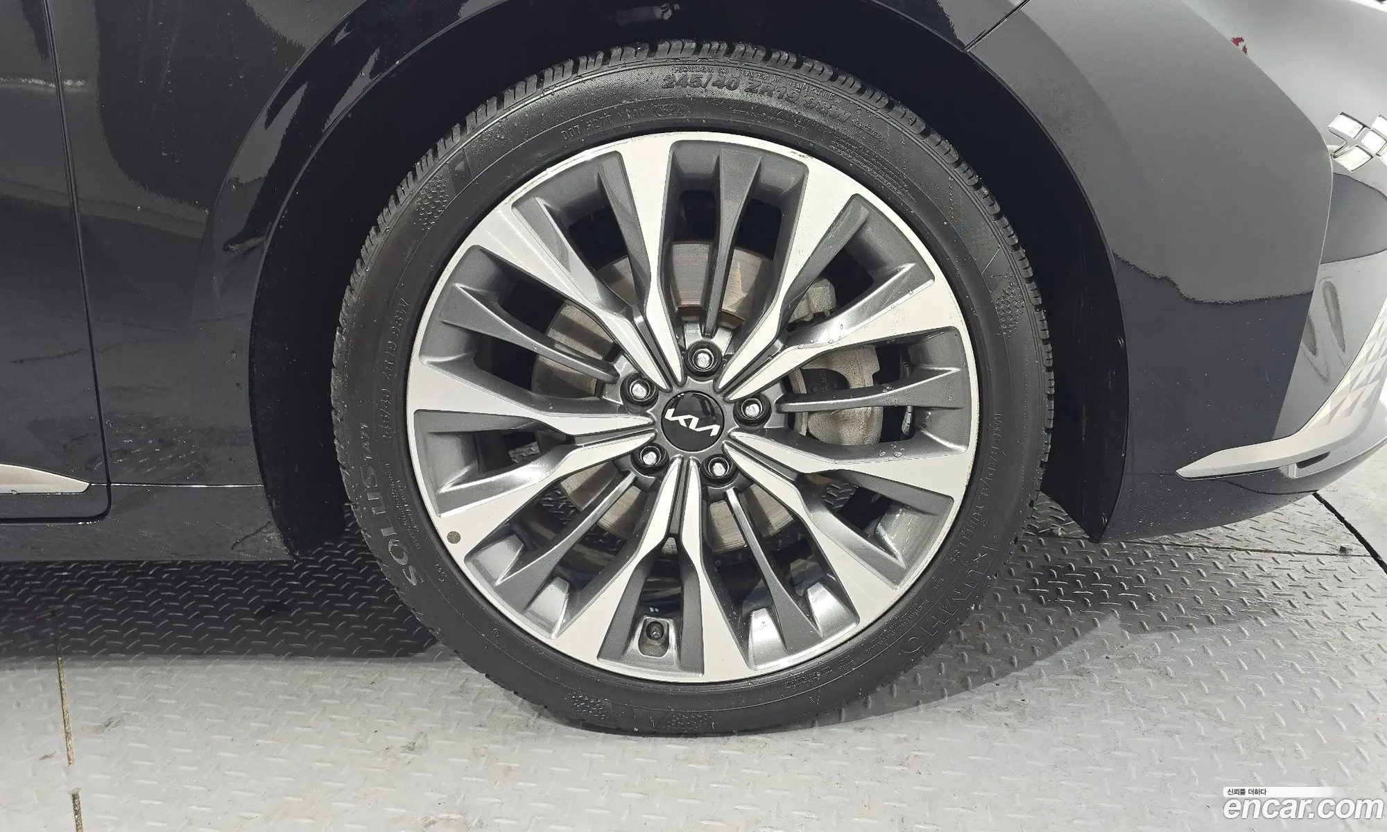 Kia K8 2021 — 8