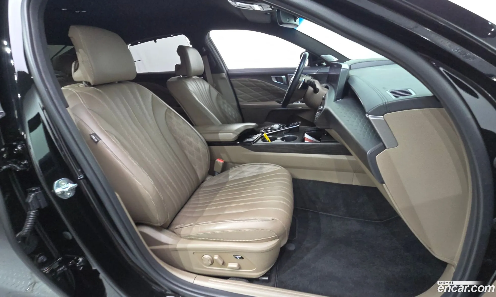 Kia K8 2021 — 20