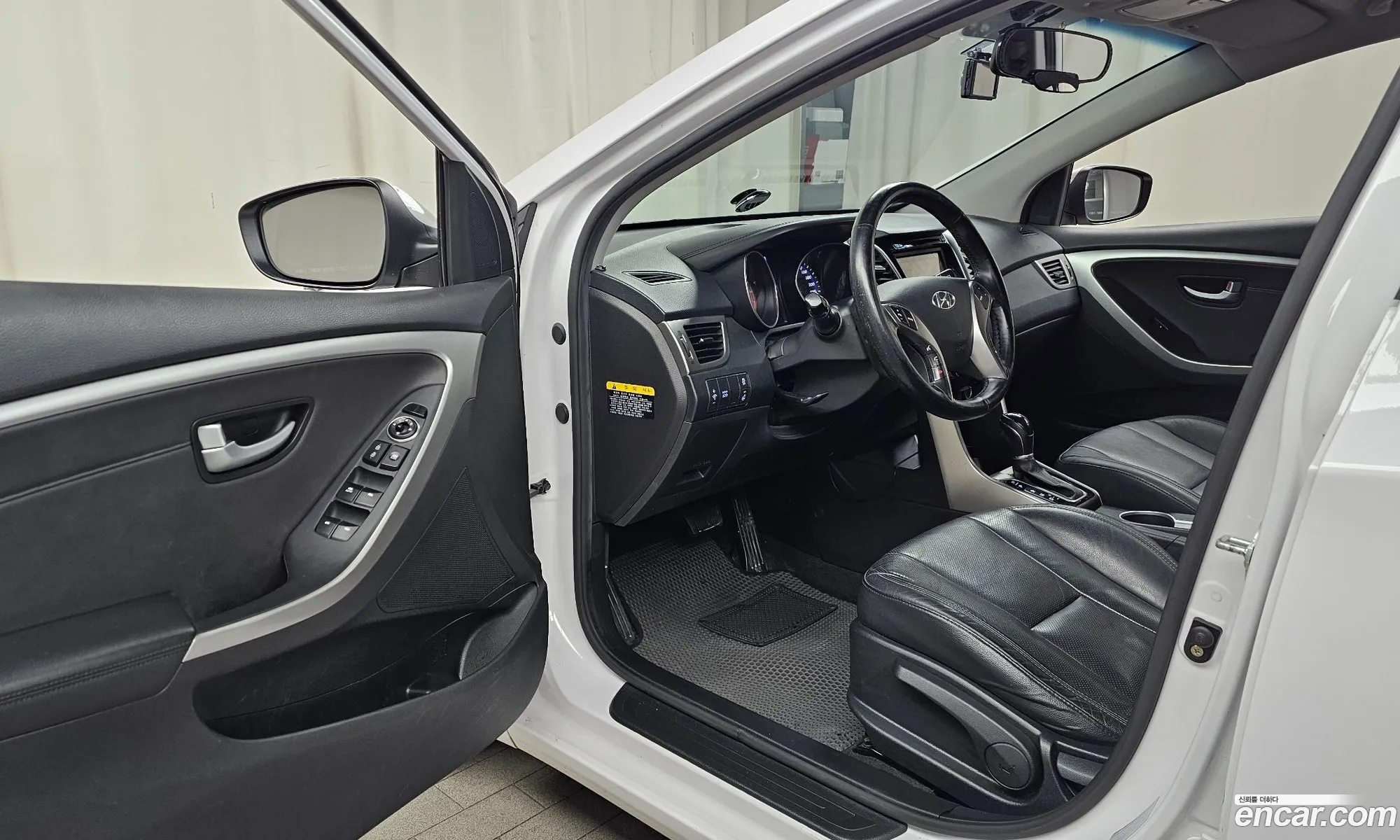 Hyundai i30 2014 — 17