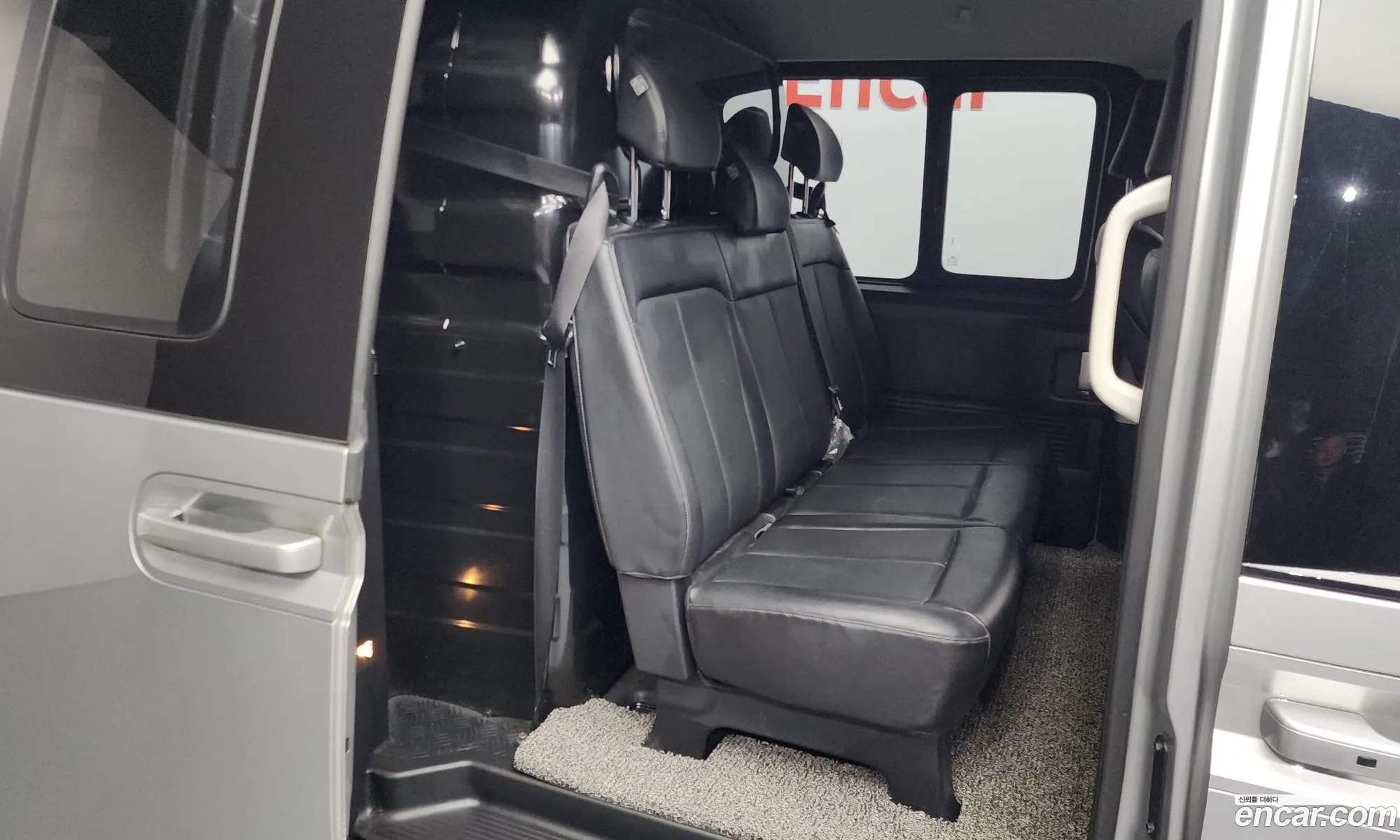 Hyundai Staria 2021 — 2