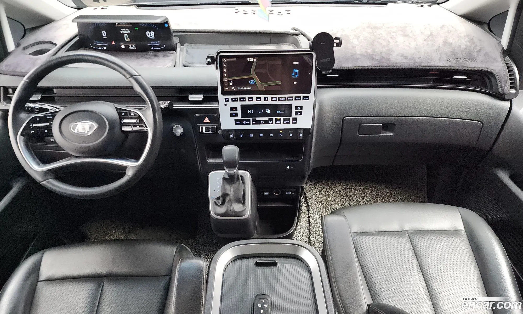 Hyundai Staria 2021 — 19