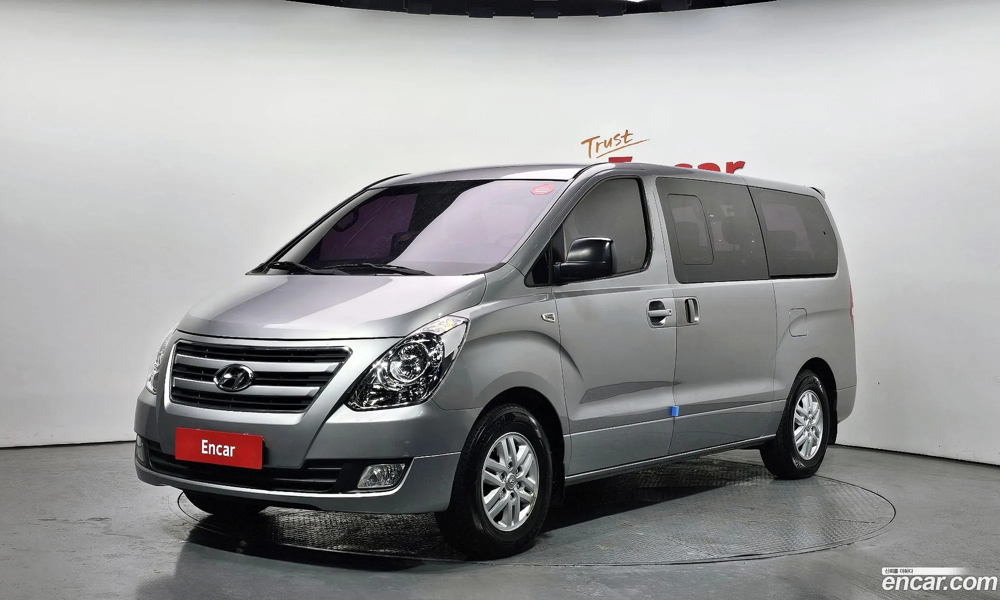 Hyundai Grand Starex 2015 — 11