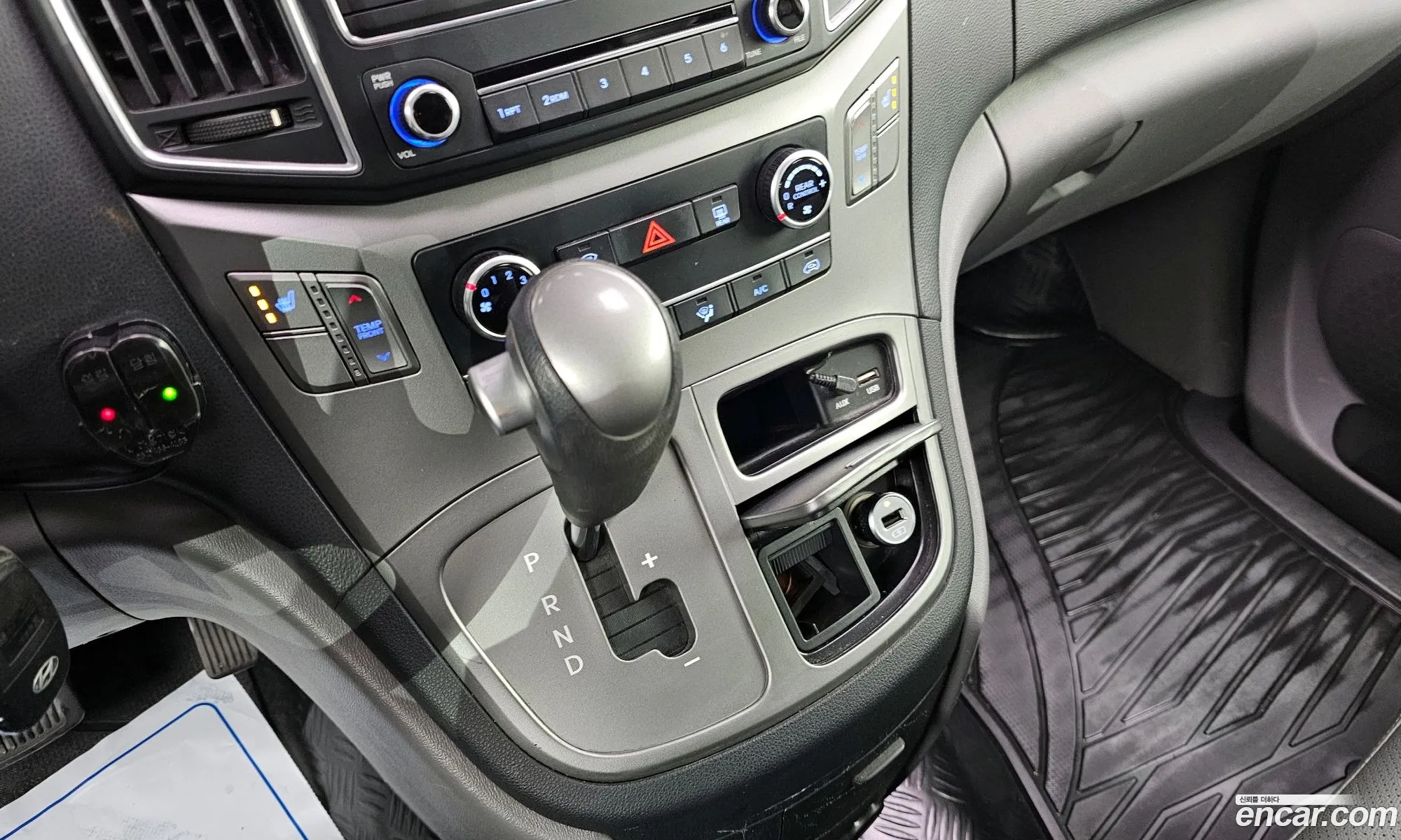 Hyundai Grand Starex 2015 — 4