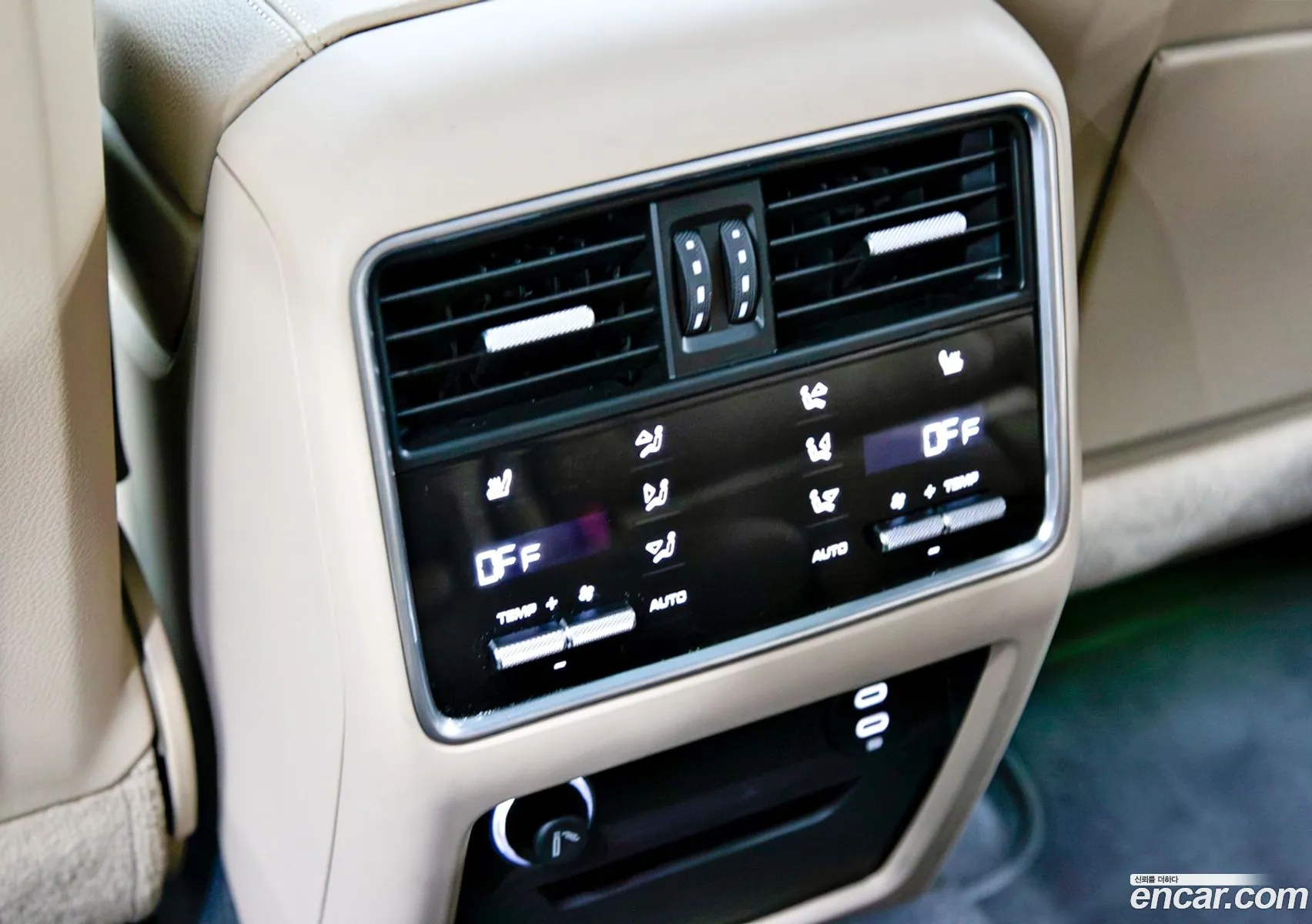 Porsche Cayenne 2020 — 13