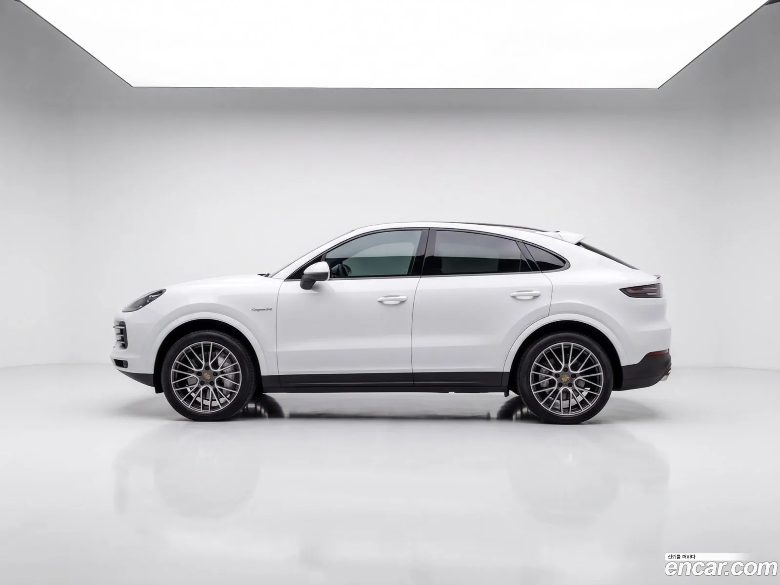 Porsche Cayenne 2020 — 18