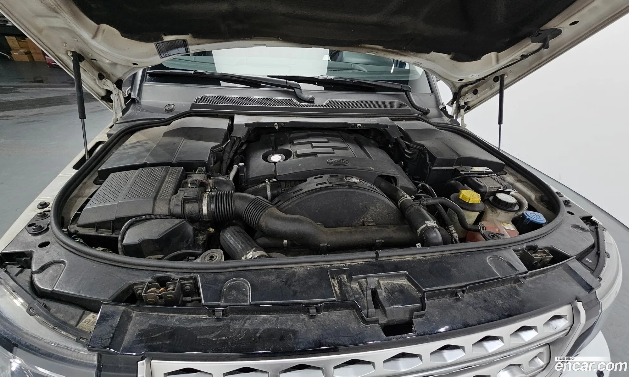 Land Rover Discovery 4 2015 SALLAAAG6FA742429 — 18