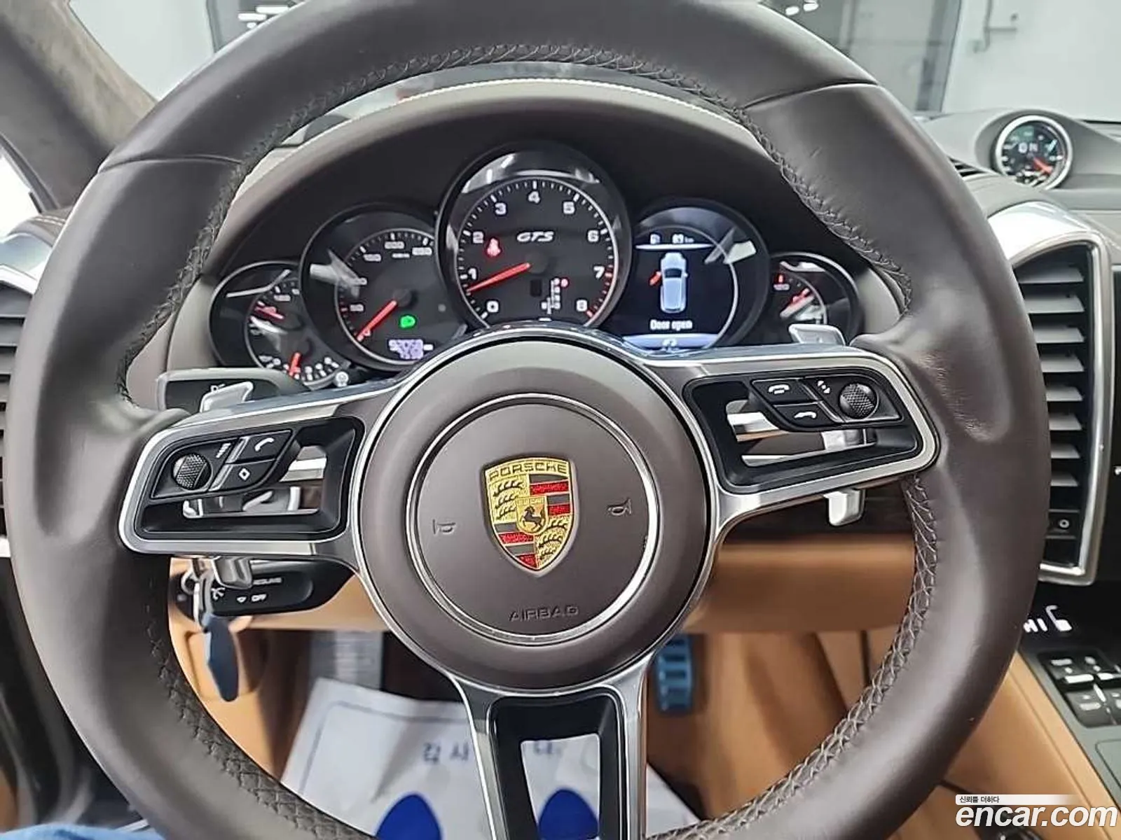 Porsche Cayenne 2015 — 13
