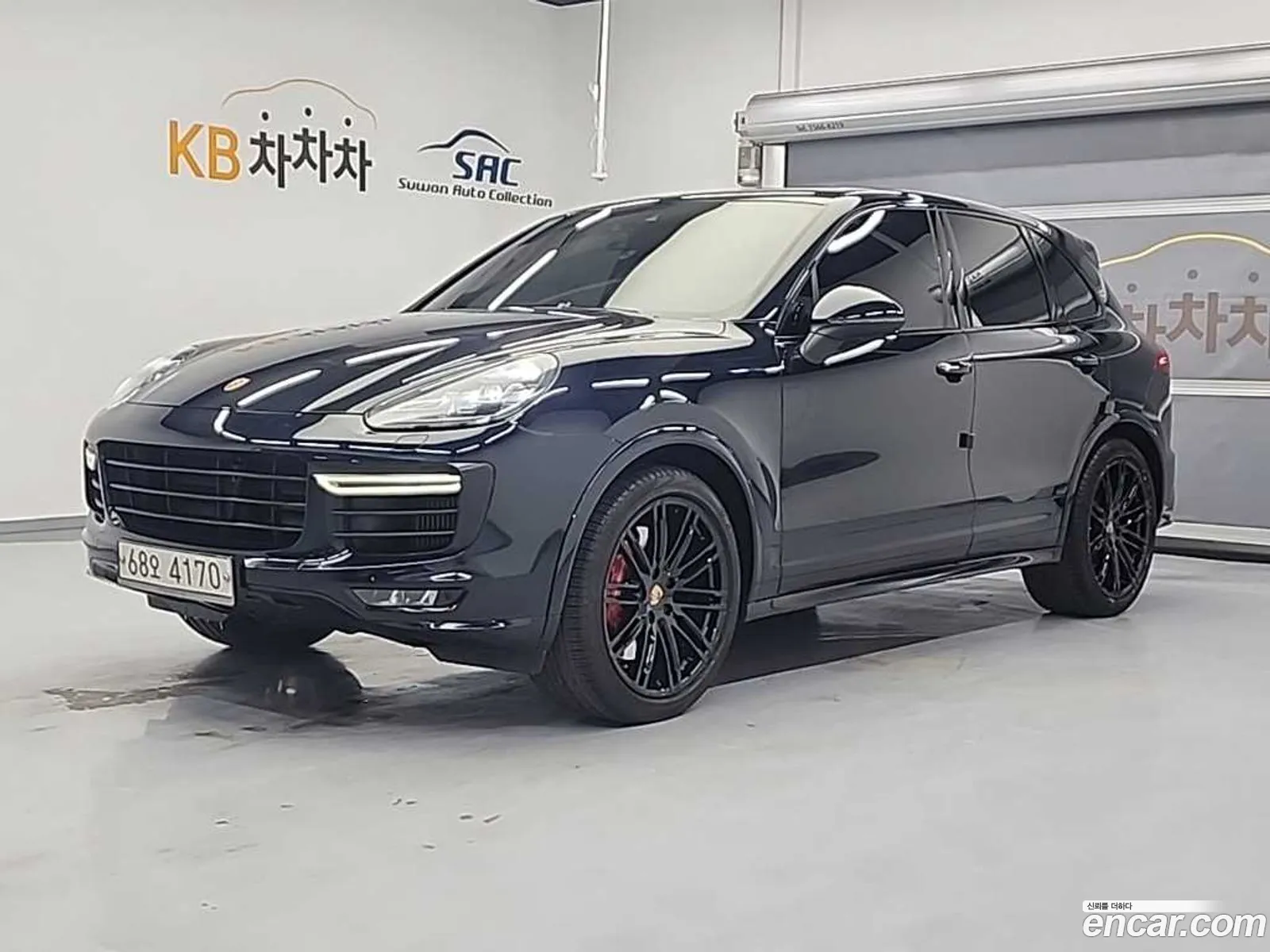 Porsche Cayenne 2015 — 19
