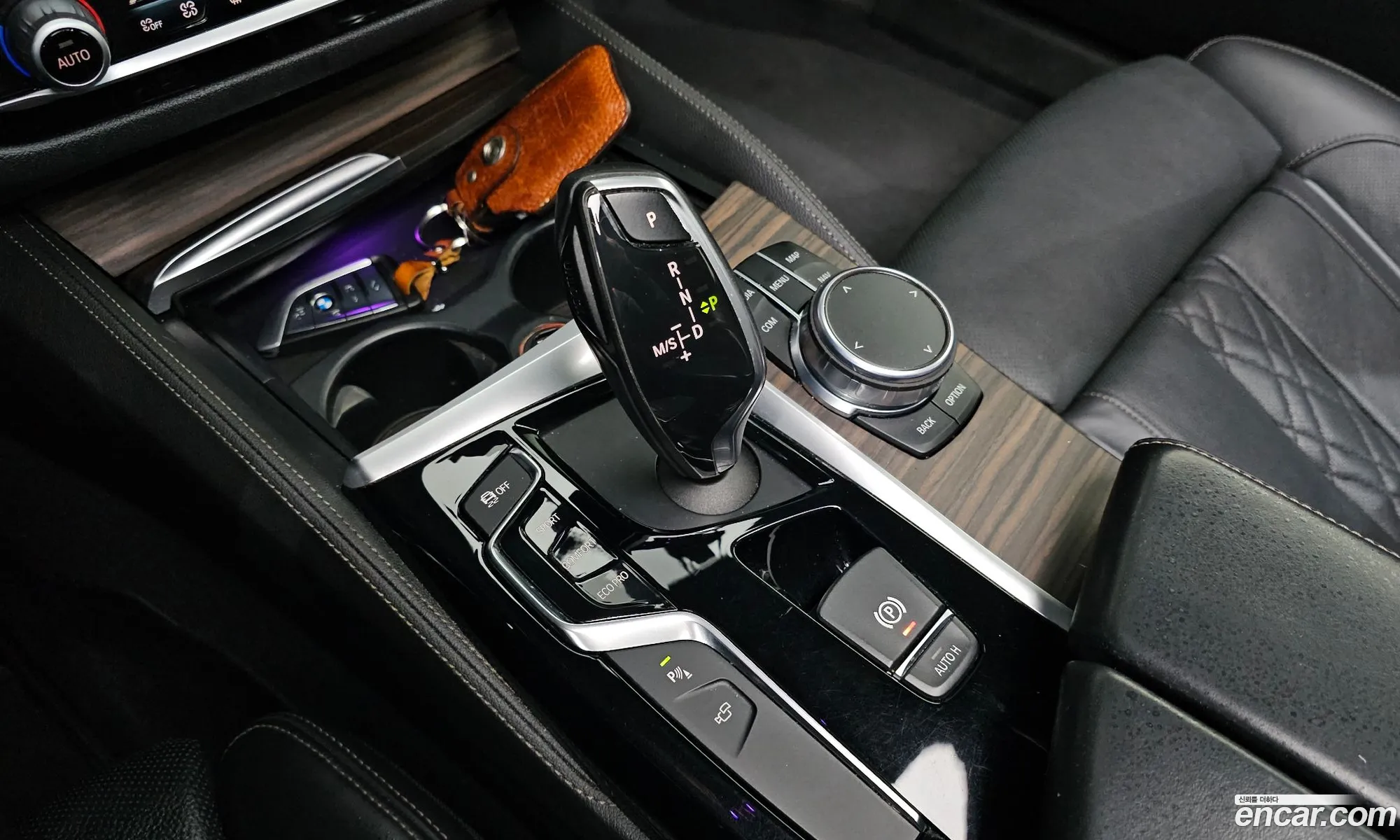 BMW 5 Series 2018 WBAJC3109JG997629 — 10