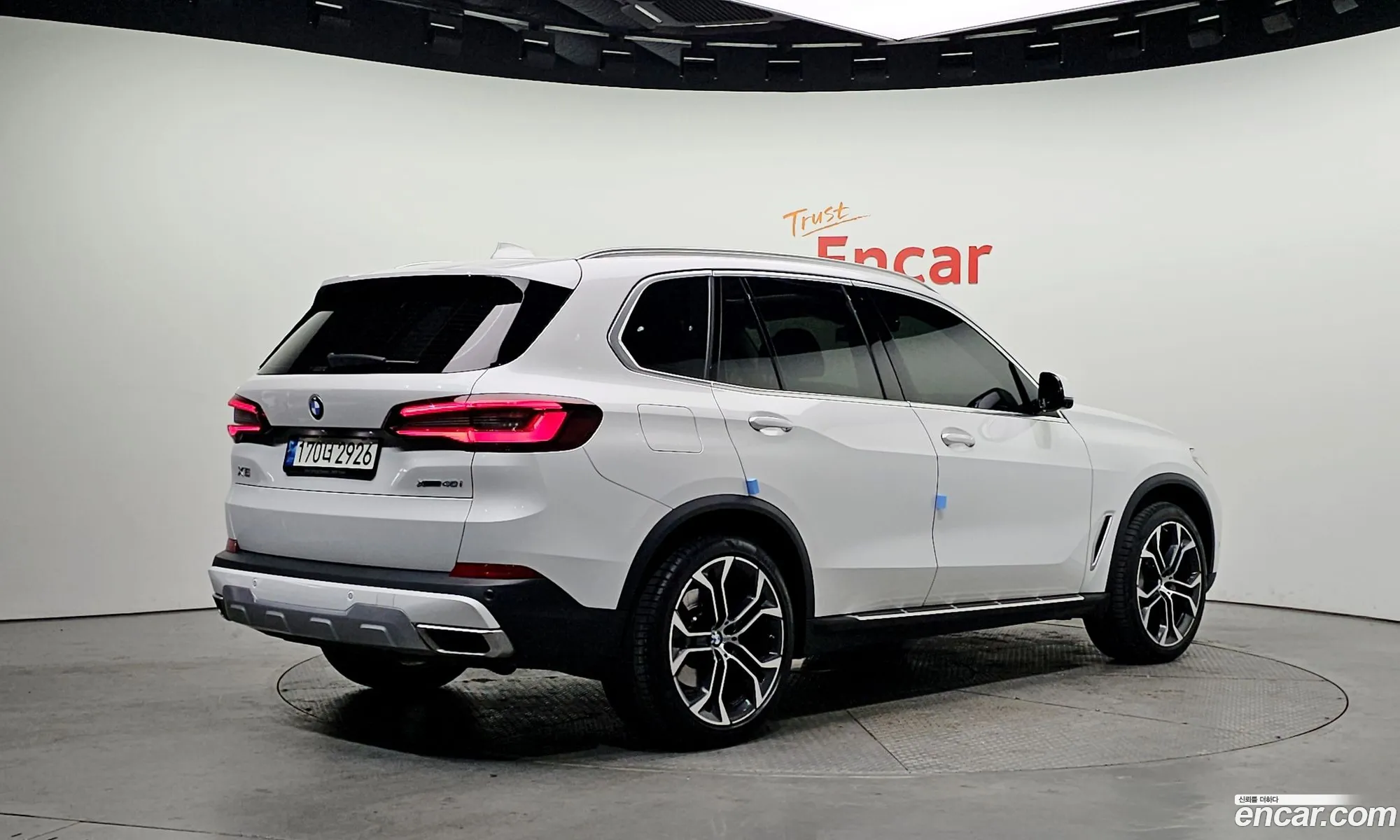 BMW X5 2022 — 7