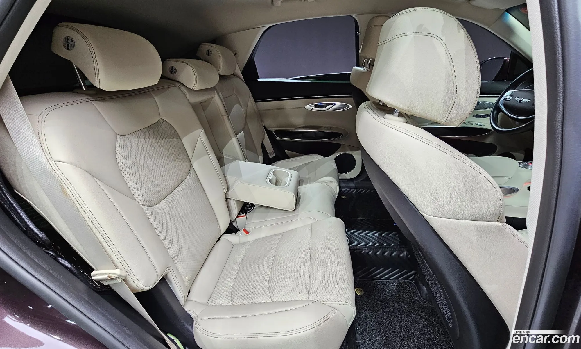 Genesis GV70 2021 — 15