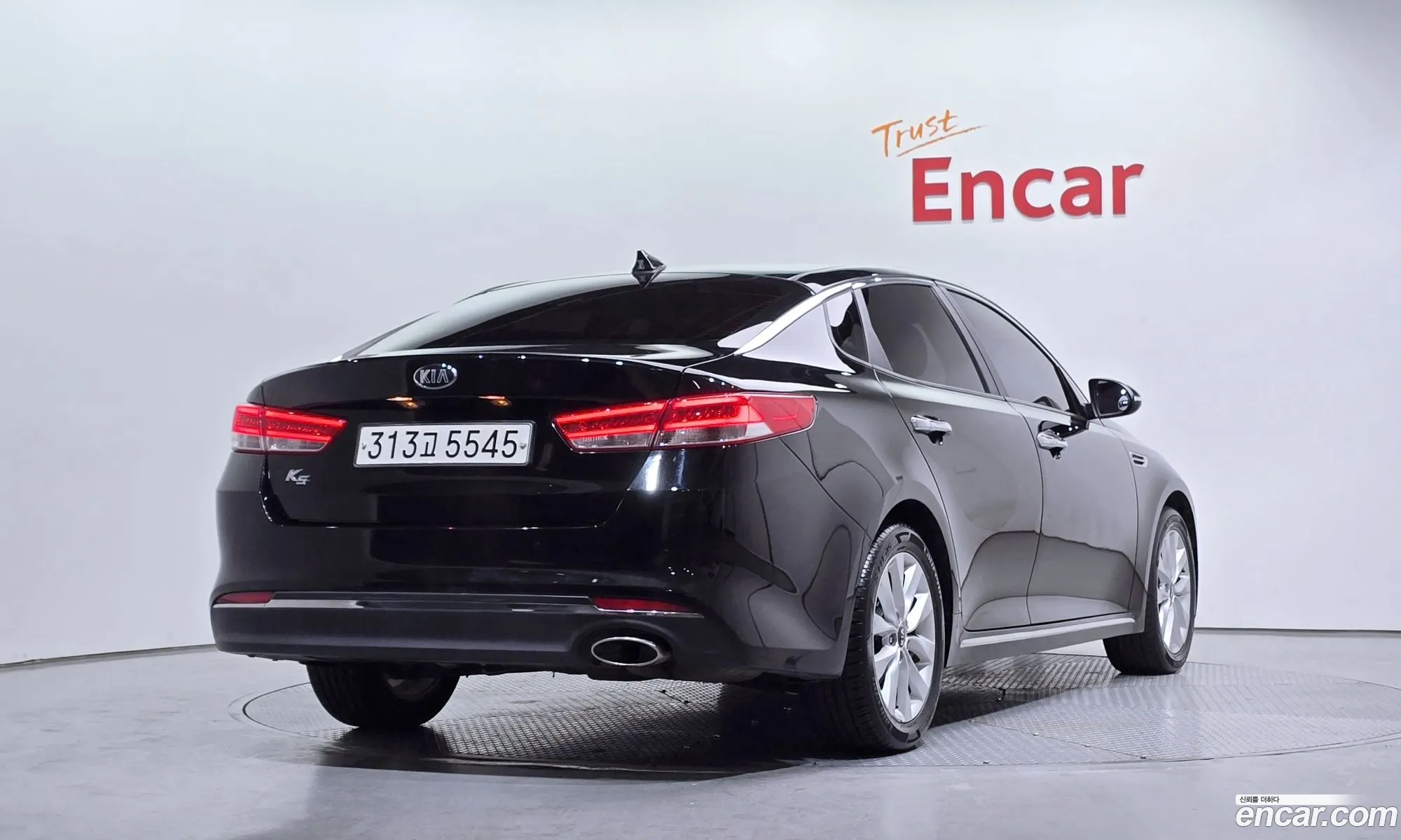 Kia K5 2017 — 6