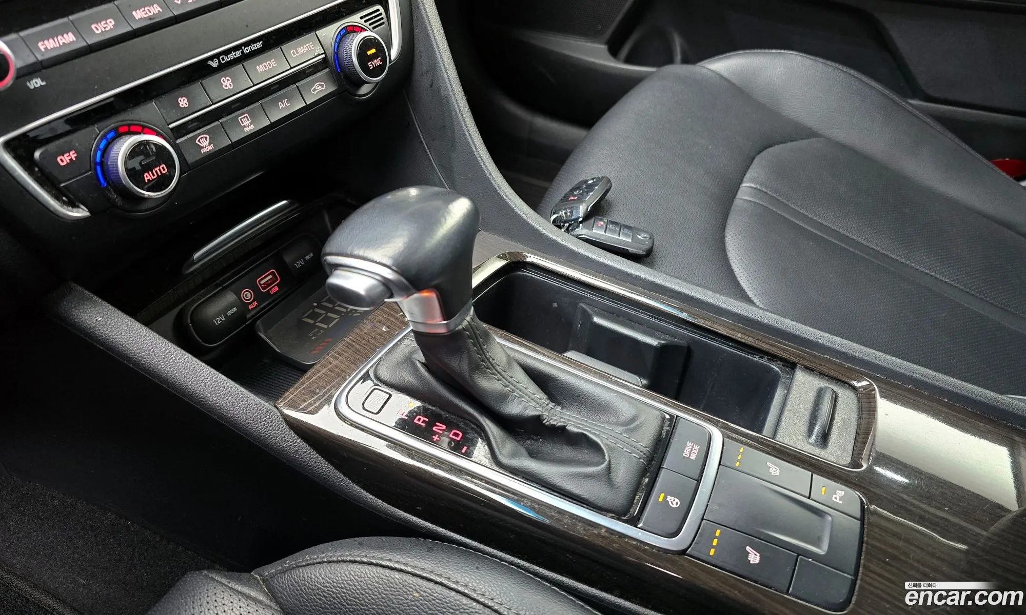Kia K5 2017 — 18