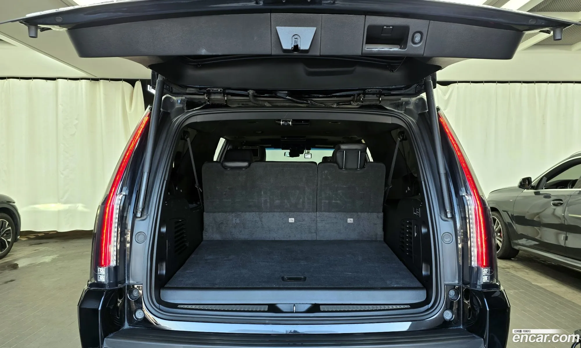 Cadillac Escalade 2019 — 5