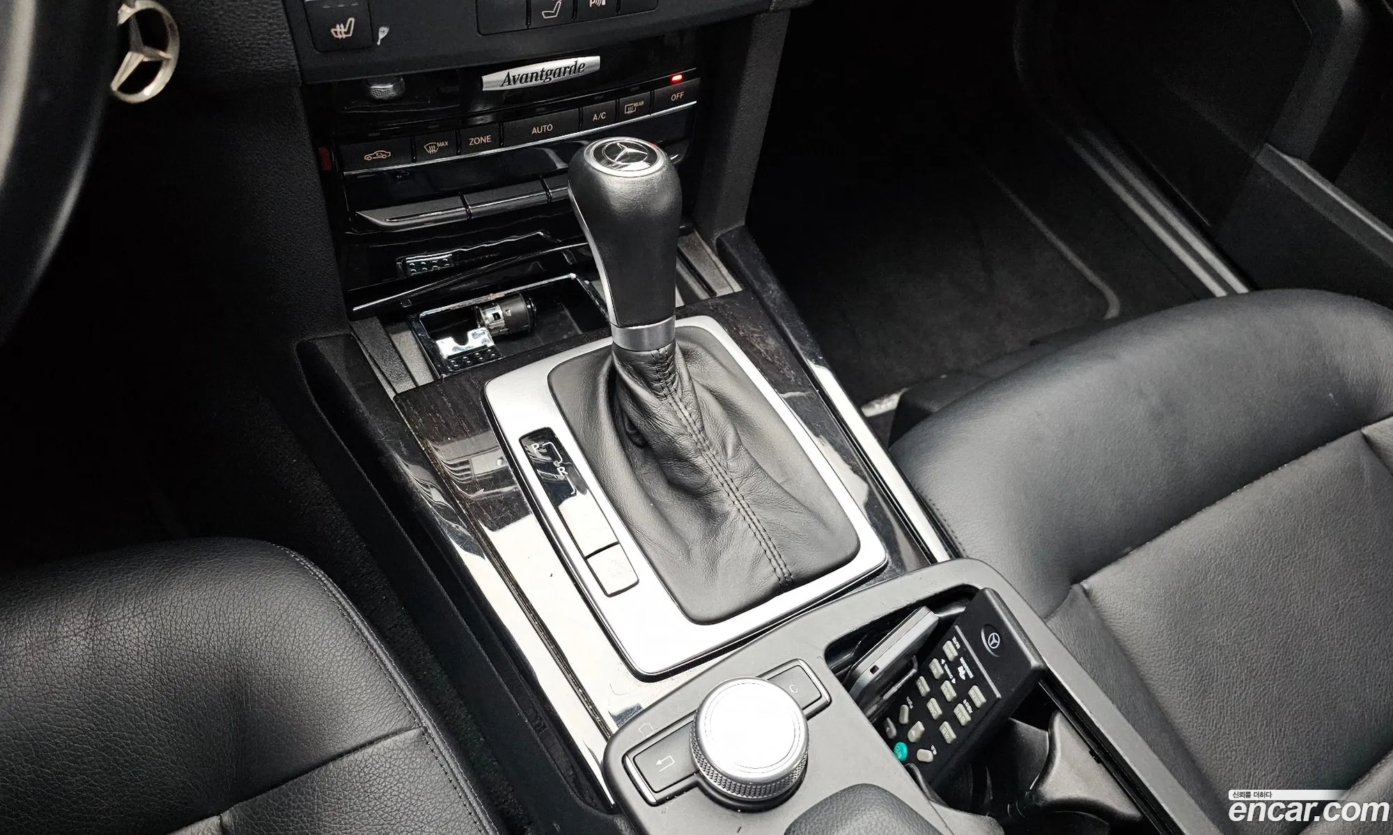 Mercedes-Benz E-Class W212 2011 WDDHF4JB7BA397671 — 15