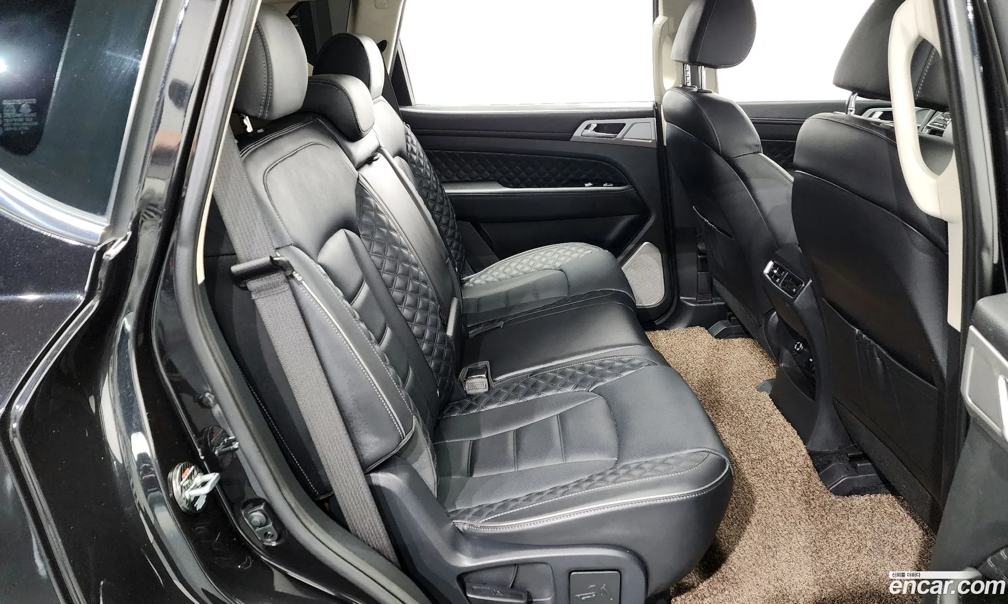 KG Mobility (SsangYong) Rexton 2022 — 15