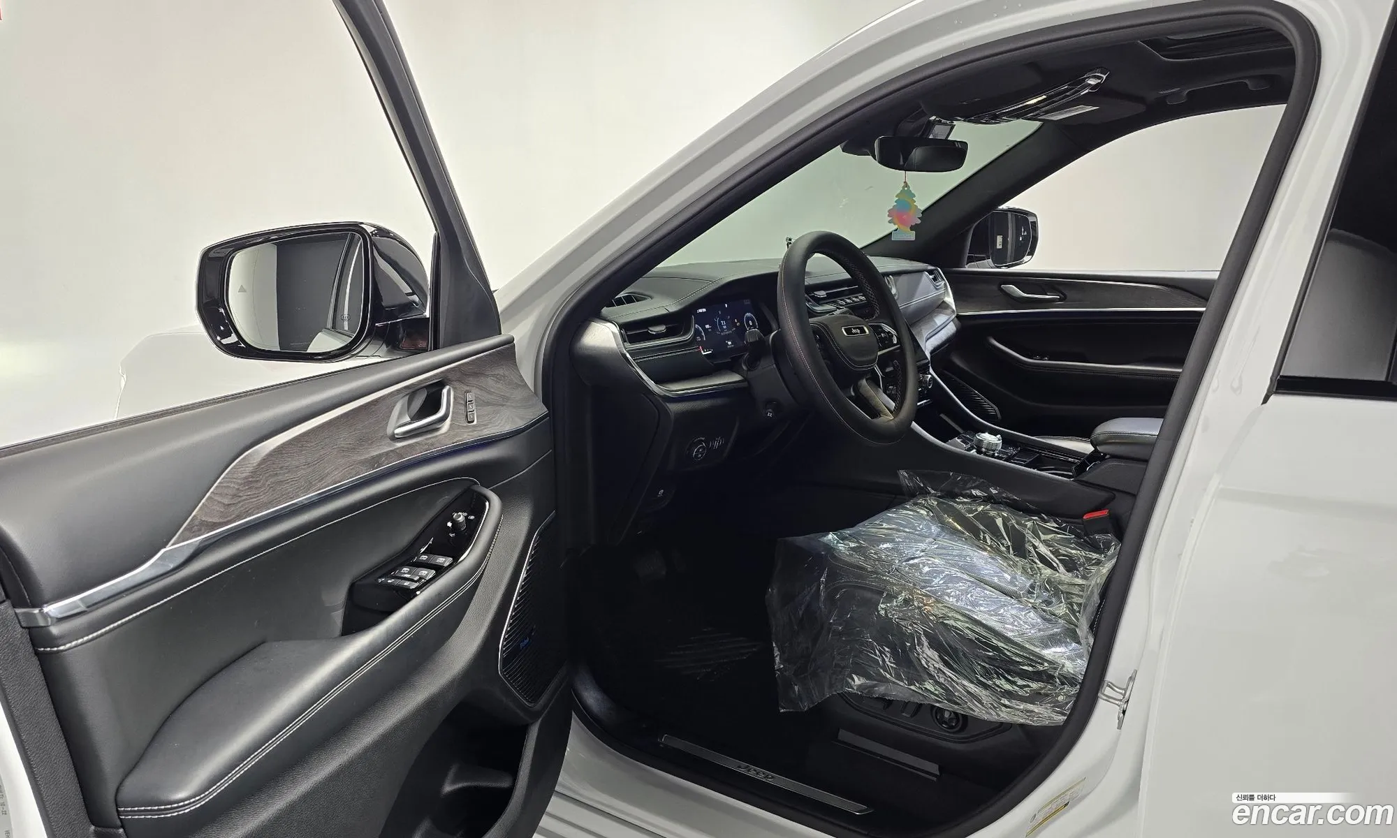 Jeep Grand Cherokee 2023 — 5