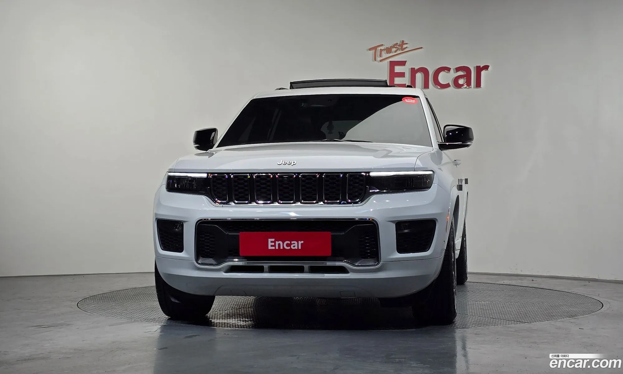 Jeep Grand Cherokee 2023 — 9