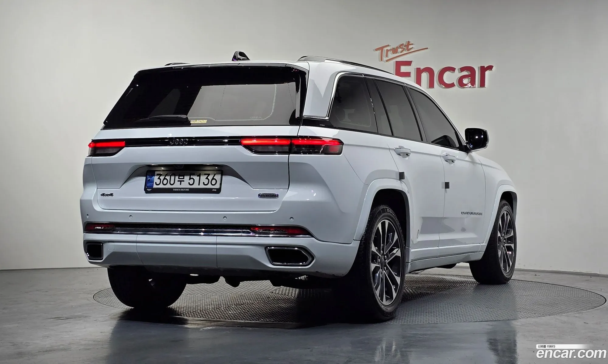 Jeep Grand Cherokee 2023 — 10