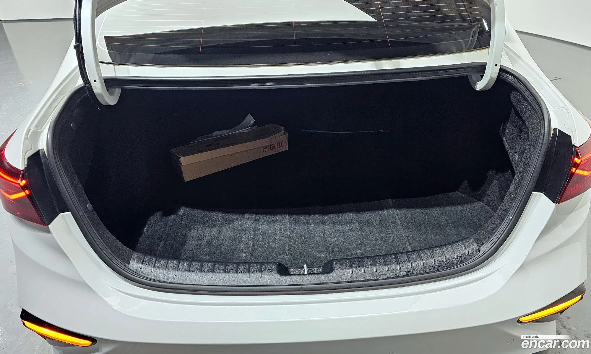 Kia K3 2018 — 5