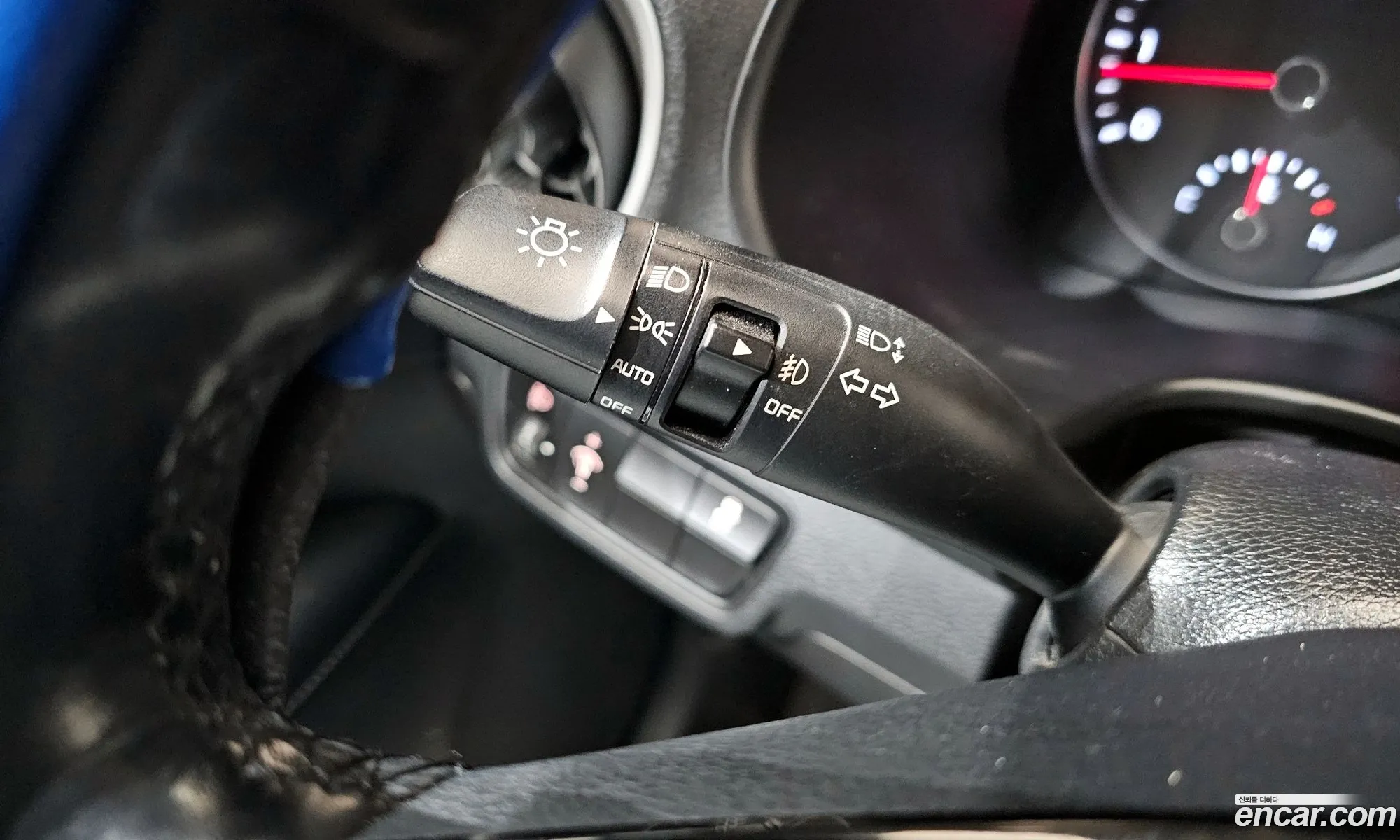 Kia K3 2018 — 18