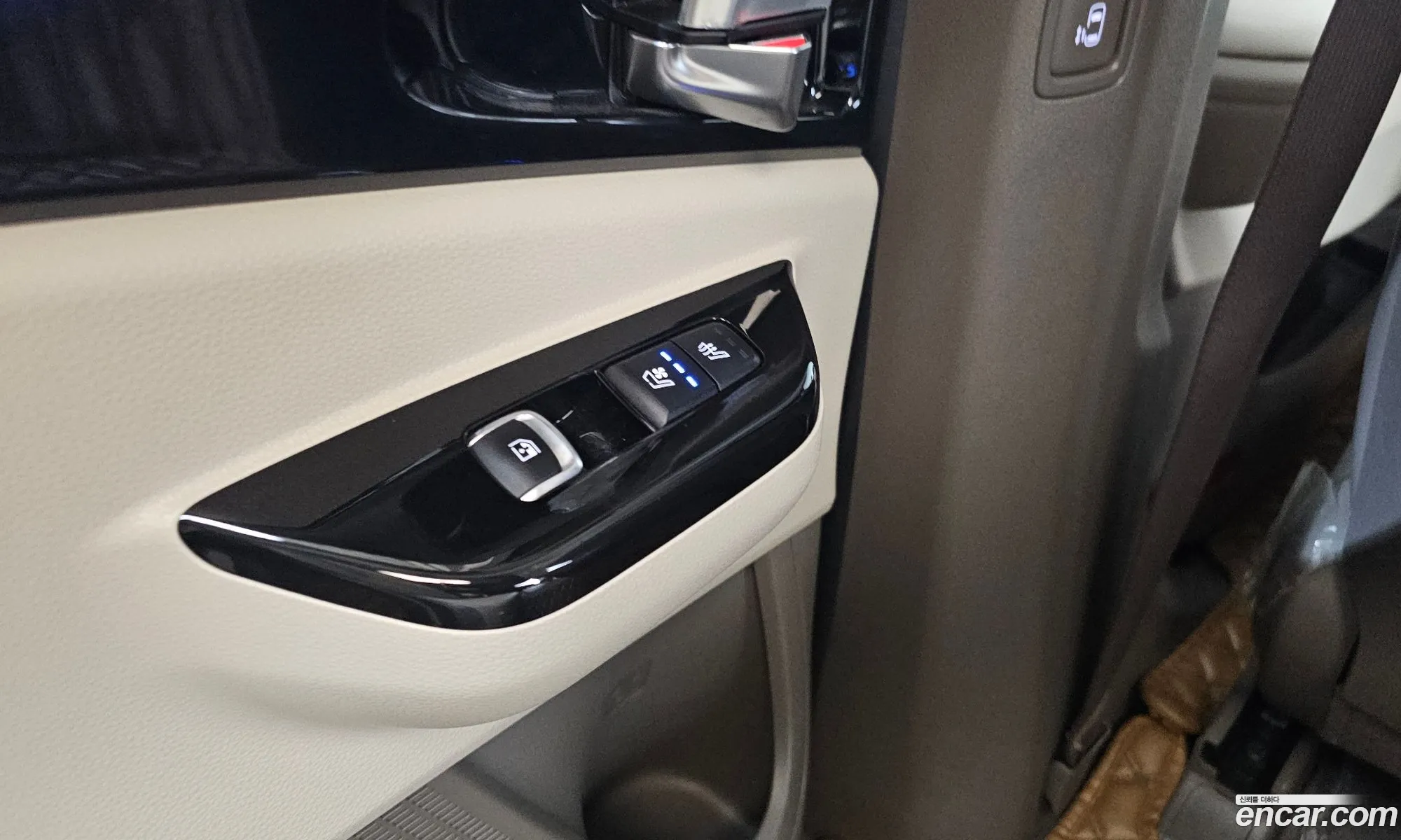 Kia Carnival 2023 — 20