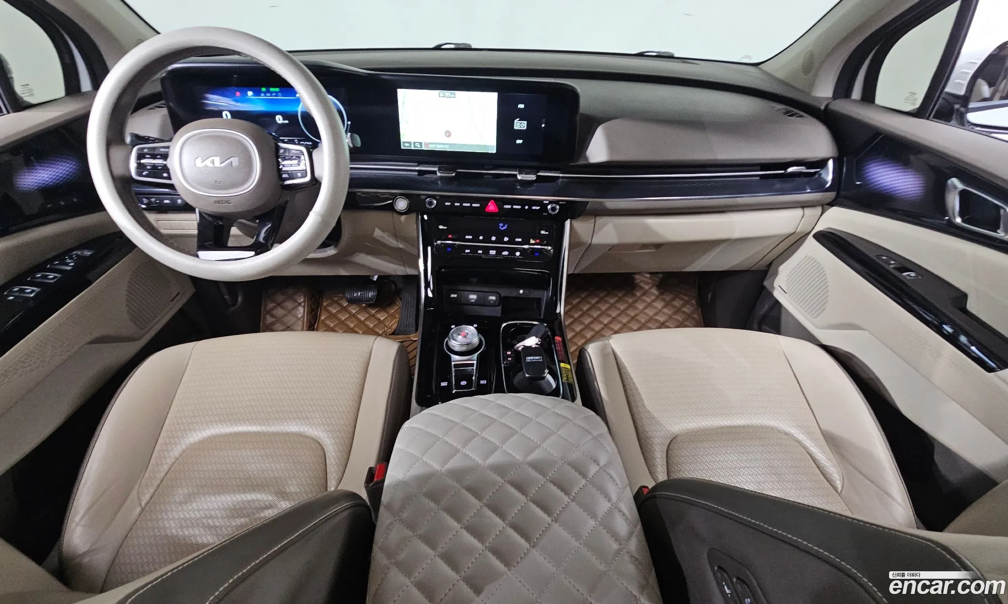 Kia Carnival 2023 — 12