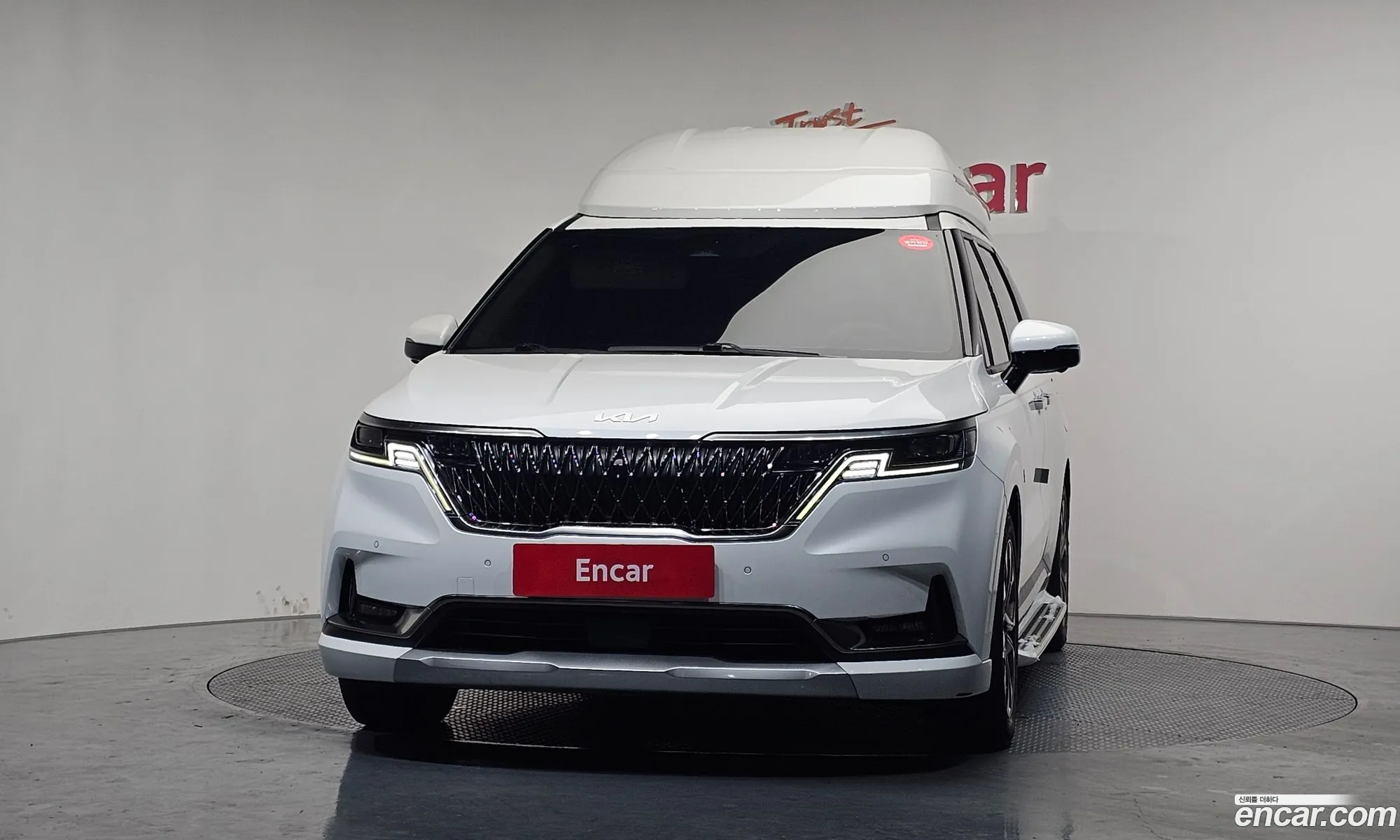Kia Carnival 2023 — 16