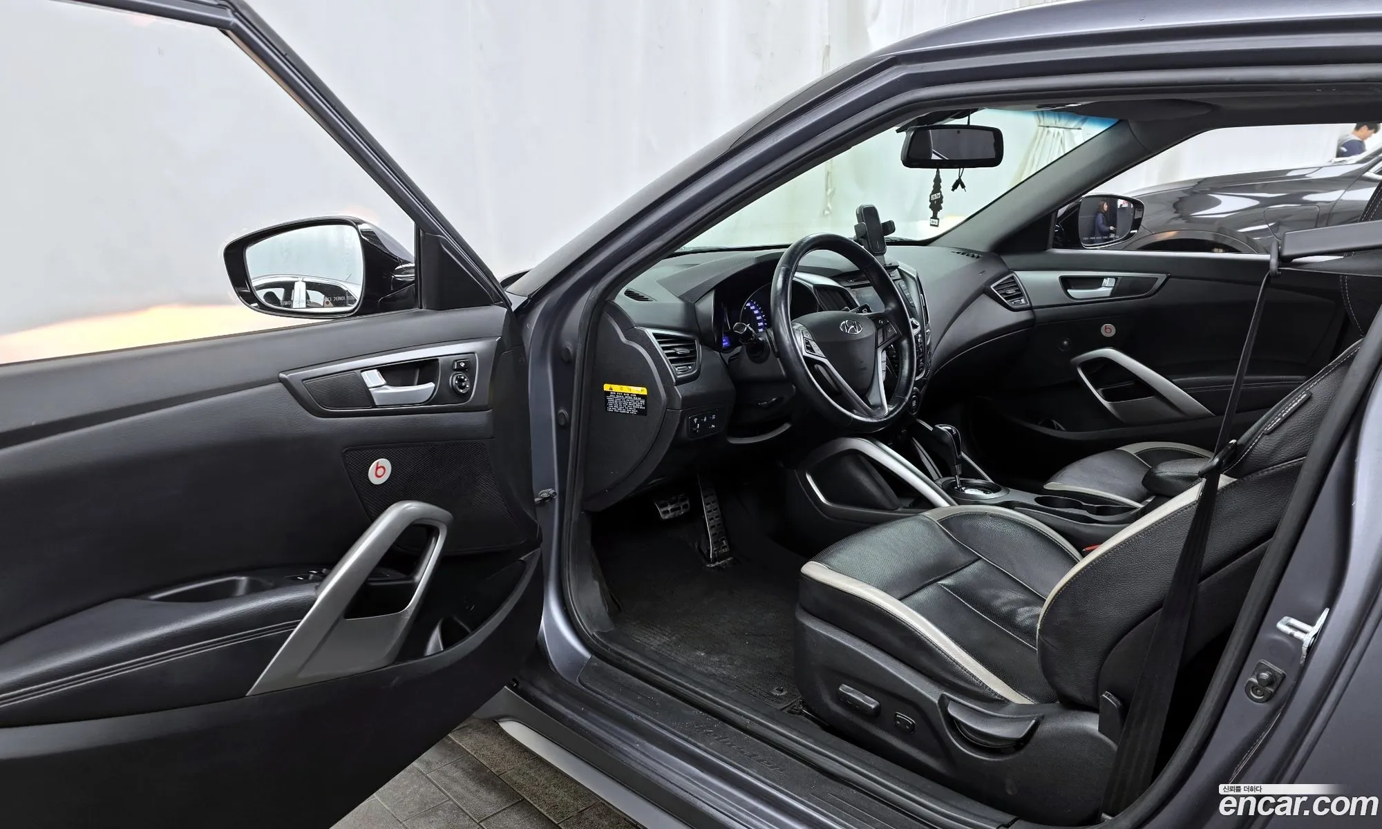 Hyundai Veloster 2013 — 15