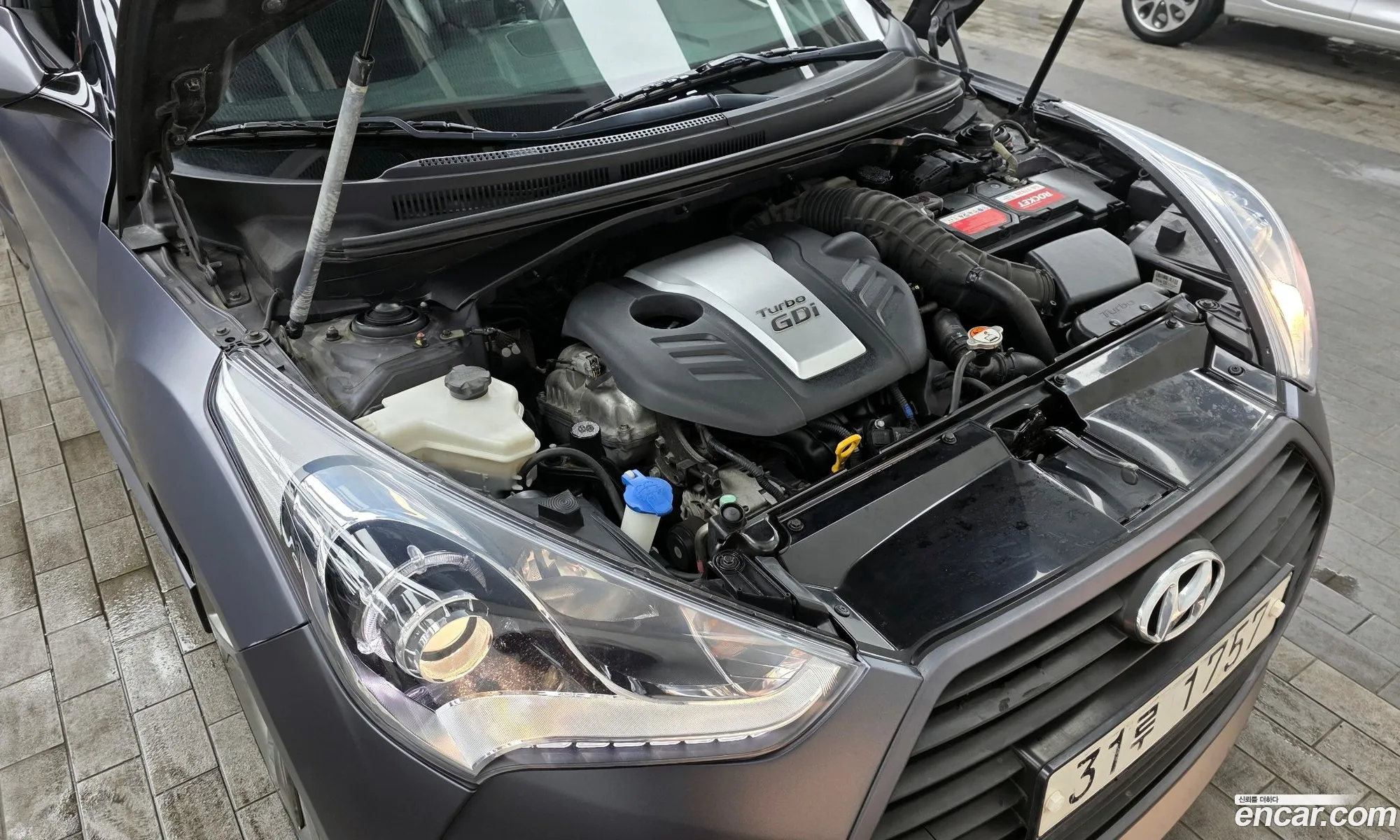 Hyundai Veloster 2013 — 18