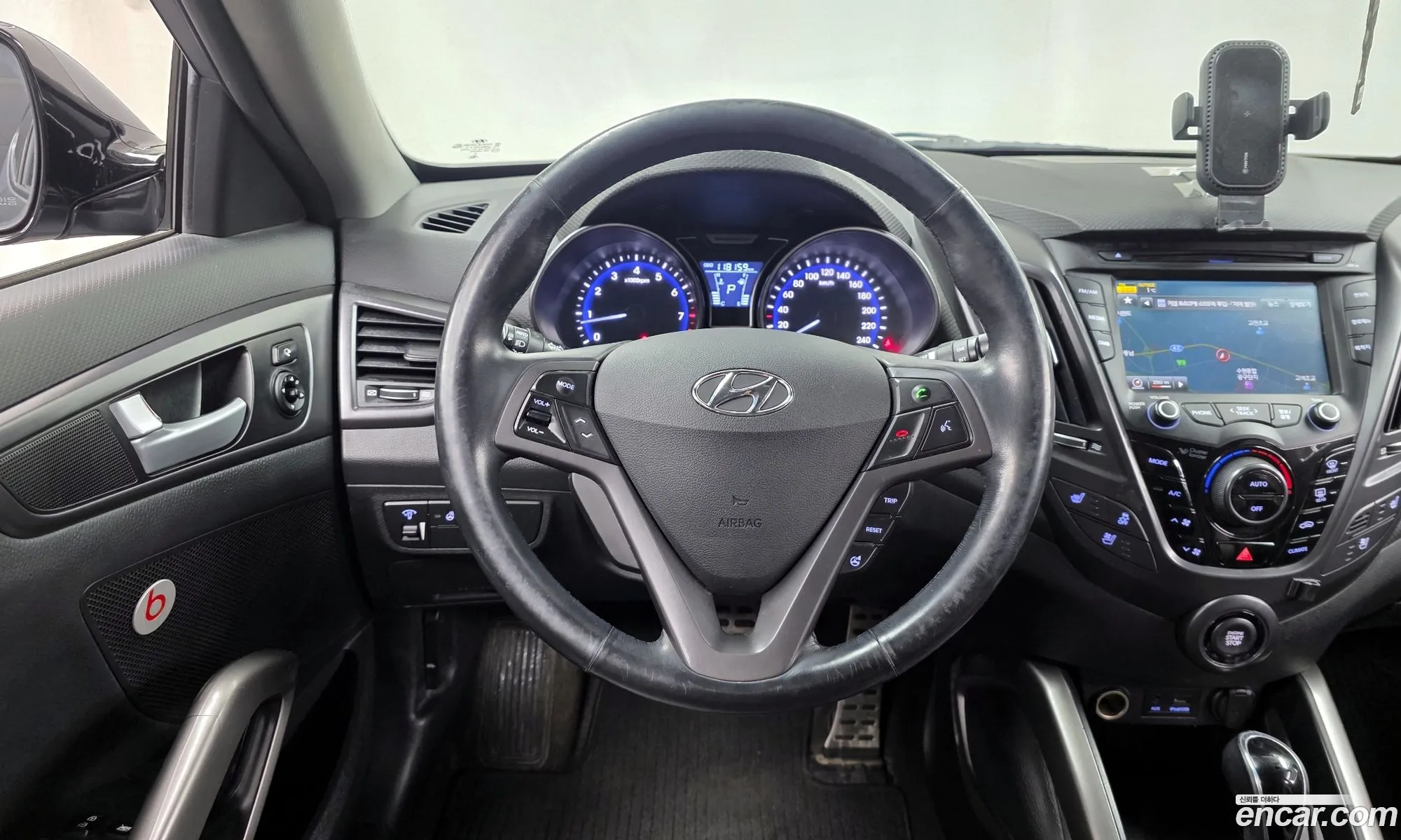 Hyundai Veloster 2013 — 2