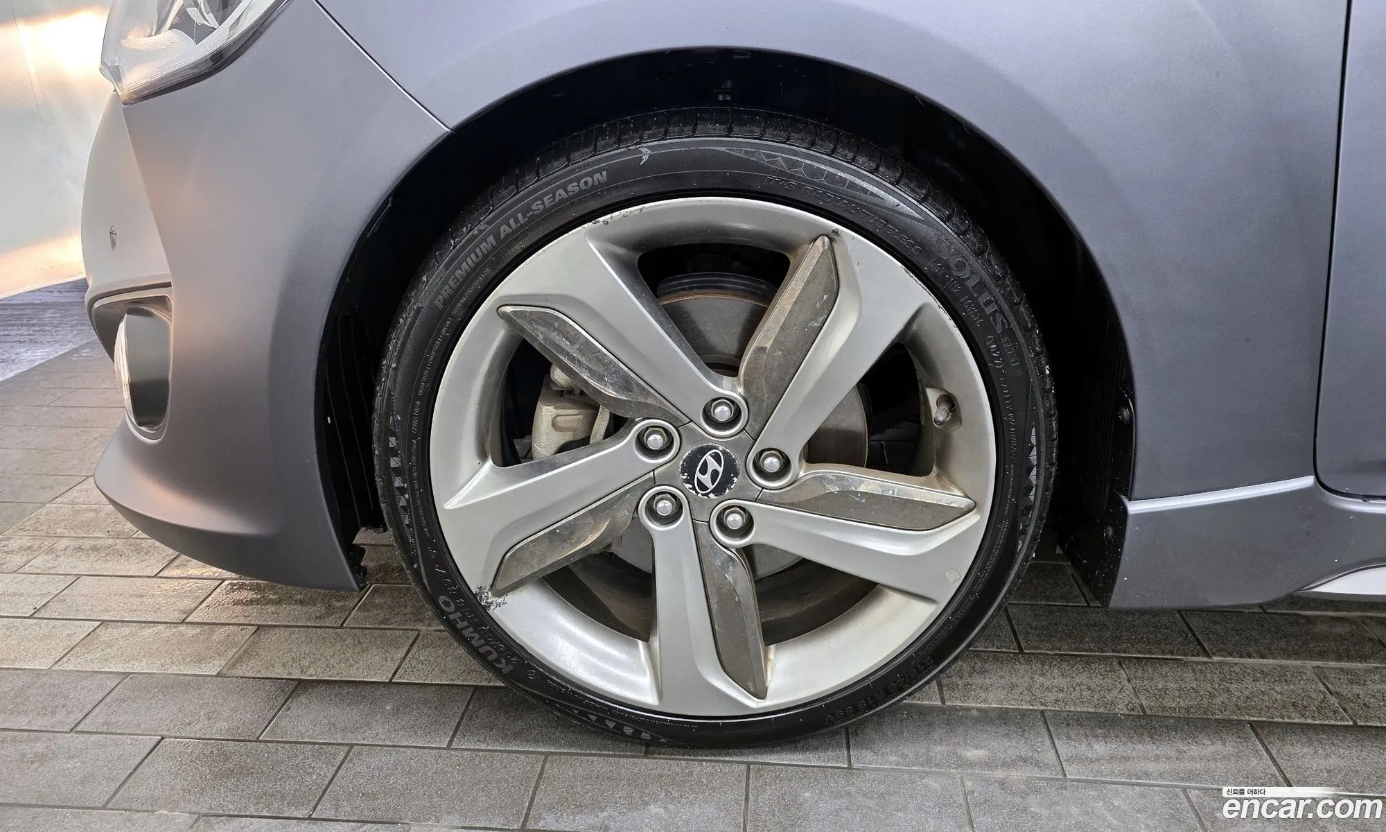 Hyundai Veloster 2013 — 11