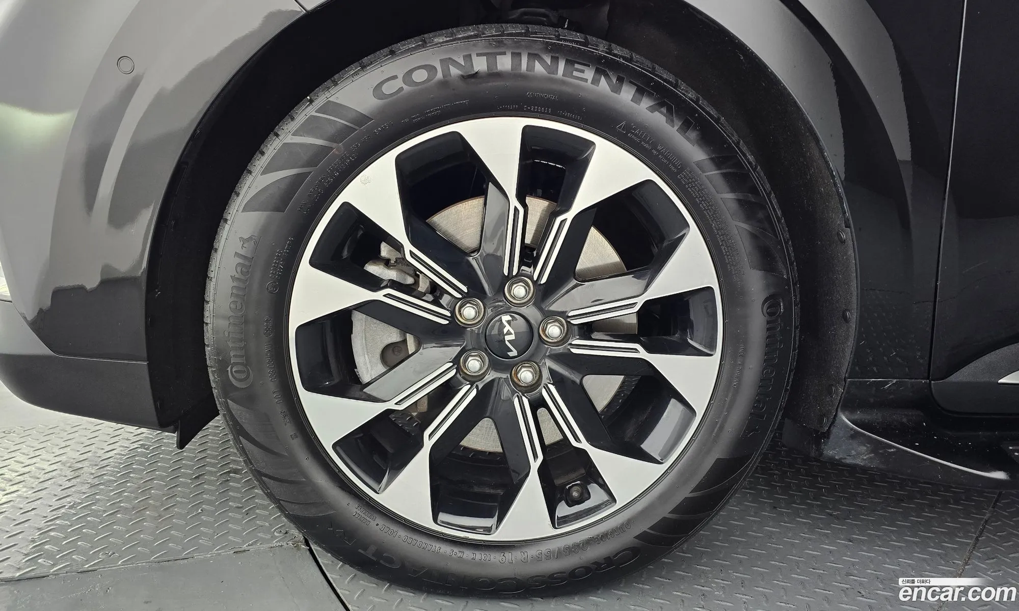 Kia Carnival 2023 — 4