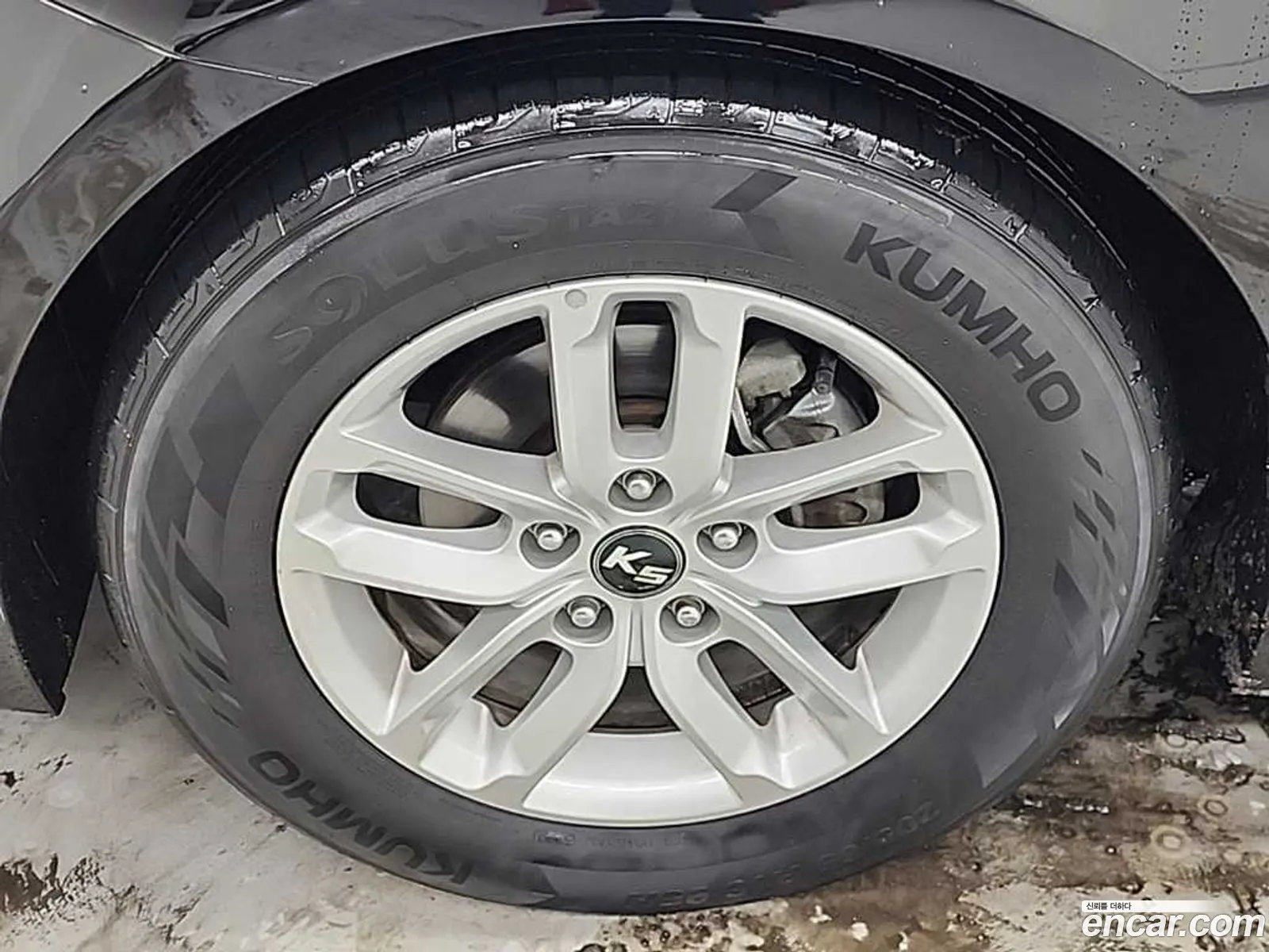 Kia K5 2010 — 2